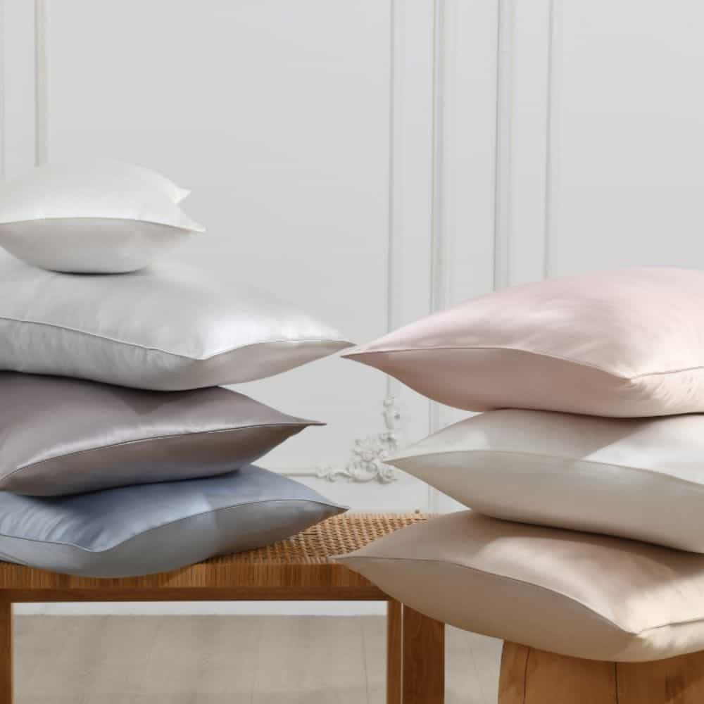 Charmeuse Mulberry Silk Pillowcase with Classic Piping