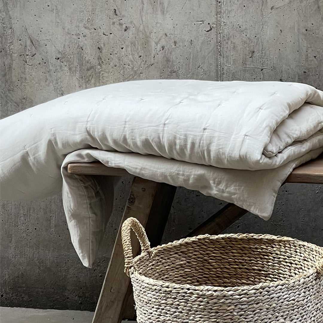 BED RUNNER DUVET QUILT