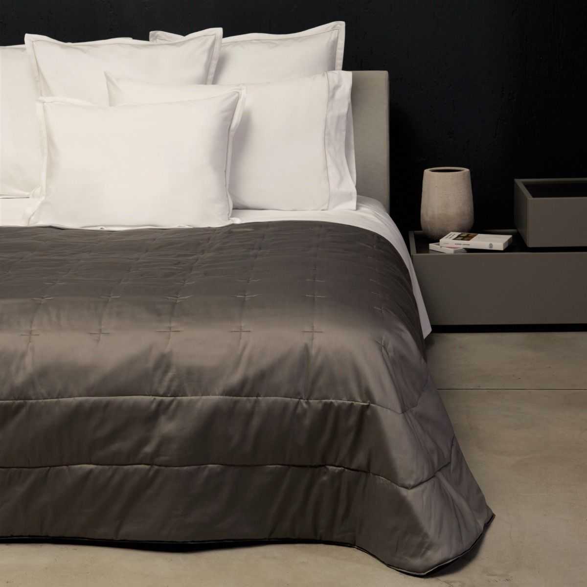 Monna Lisa Quilted Coverlet