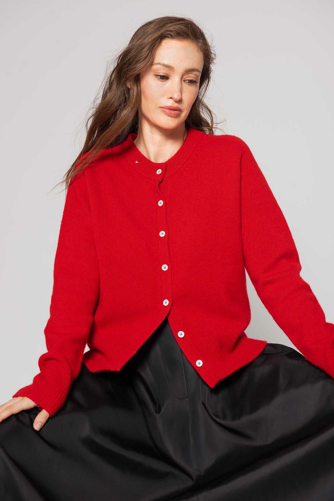 The Button Cardigan - Rouge