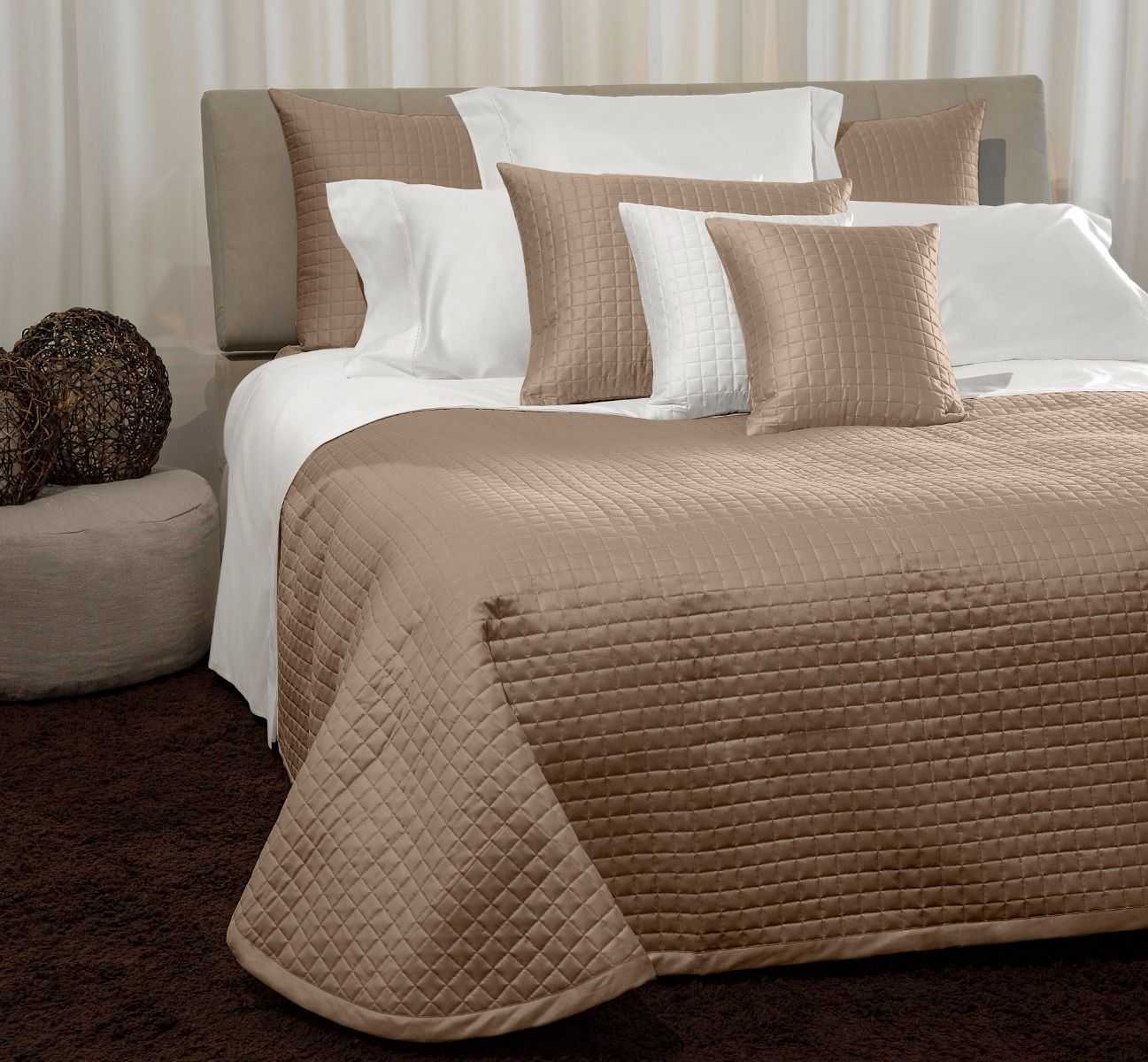 Masaccio Quilted Decorative Pillow Sham