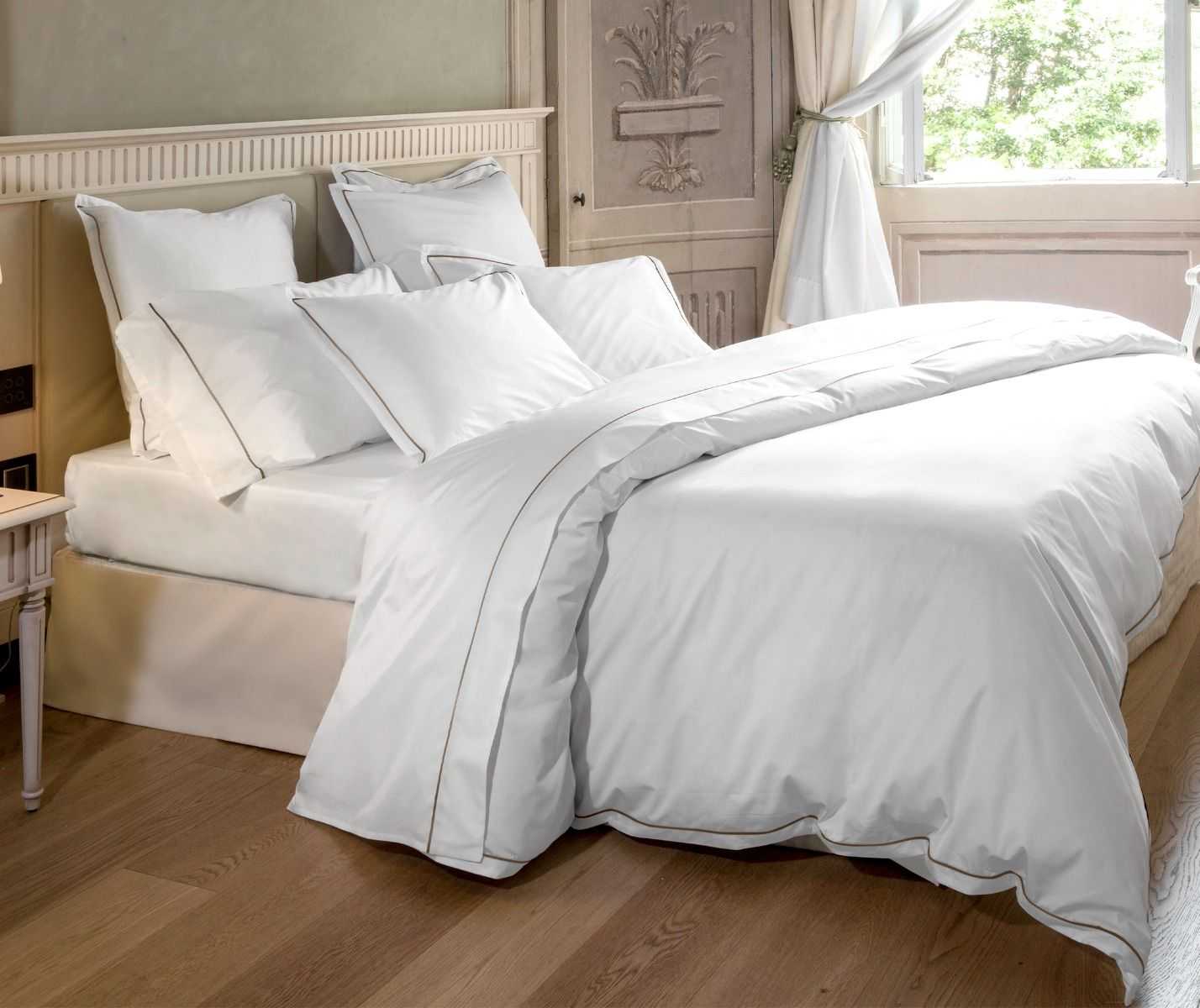 Luce Duvet Cover