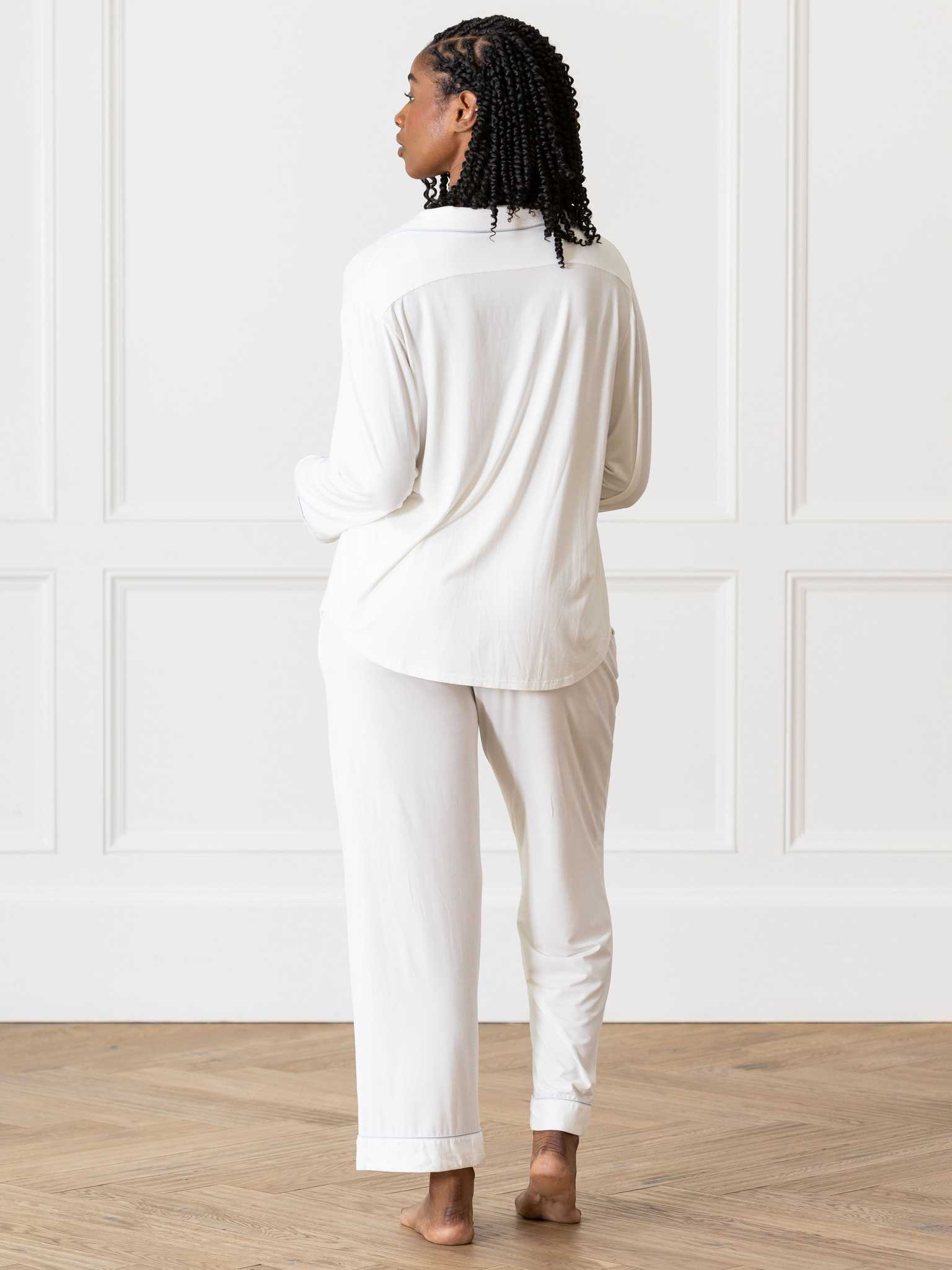 Back of woman in Ivory PJ set |Color:Ivory