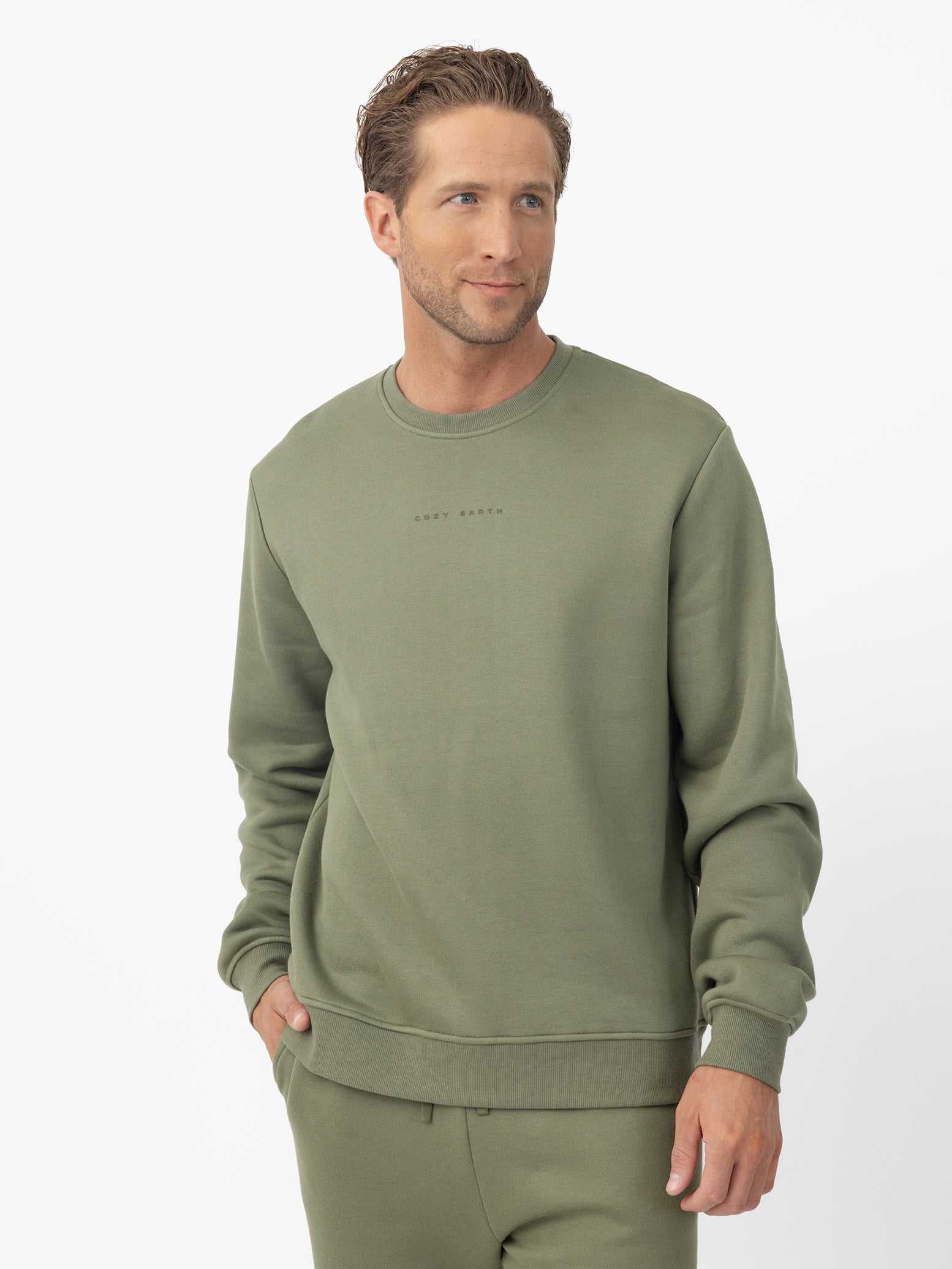 Man wearing Juniper cityscape crewneck with white background |Color:Juniper
