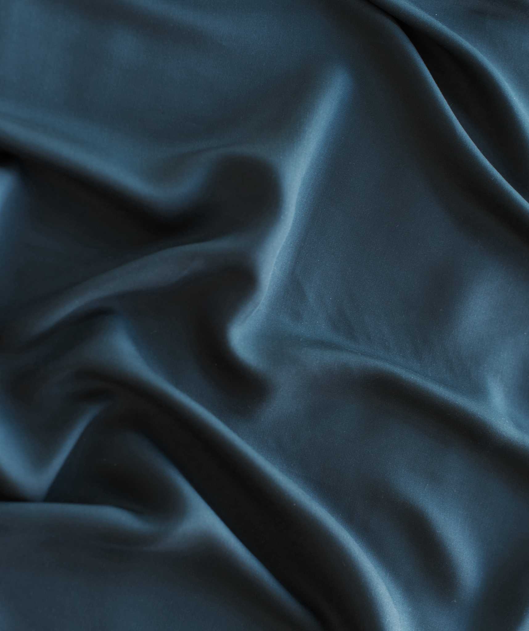 Close up of navy duvet cover fabric |Color:Navy