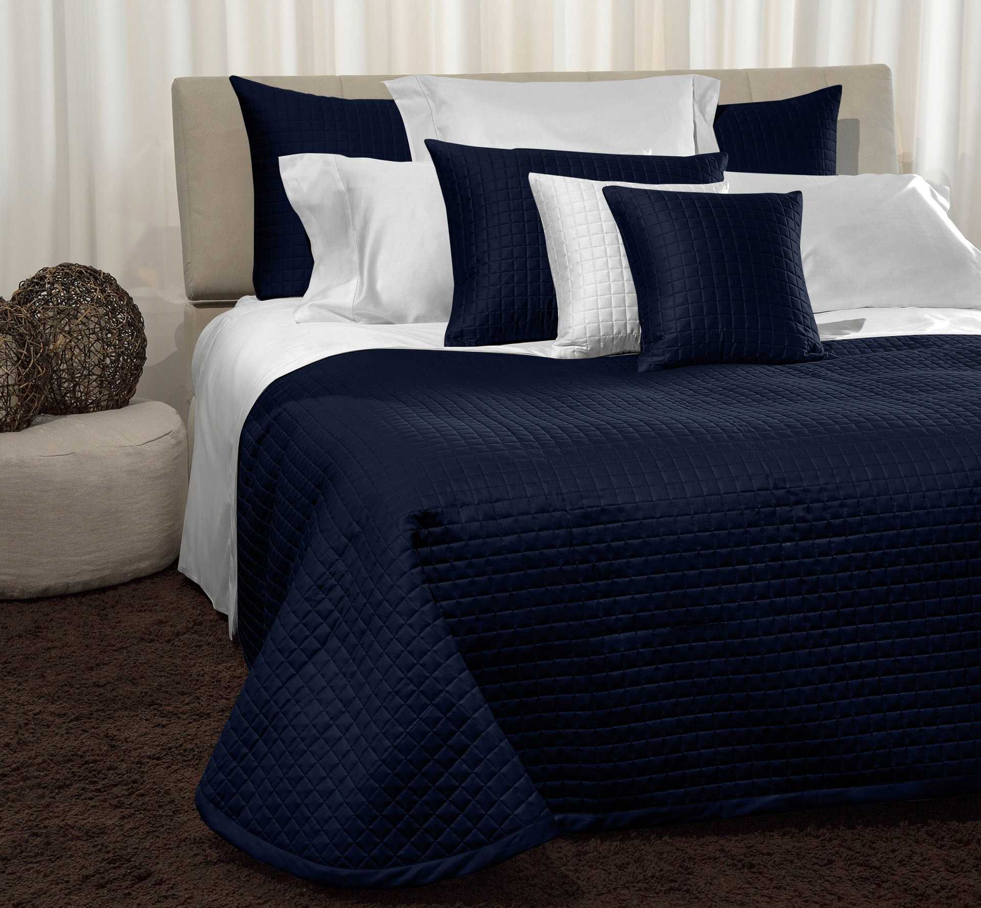 Masaccio Quilted Coverlet