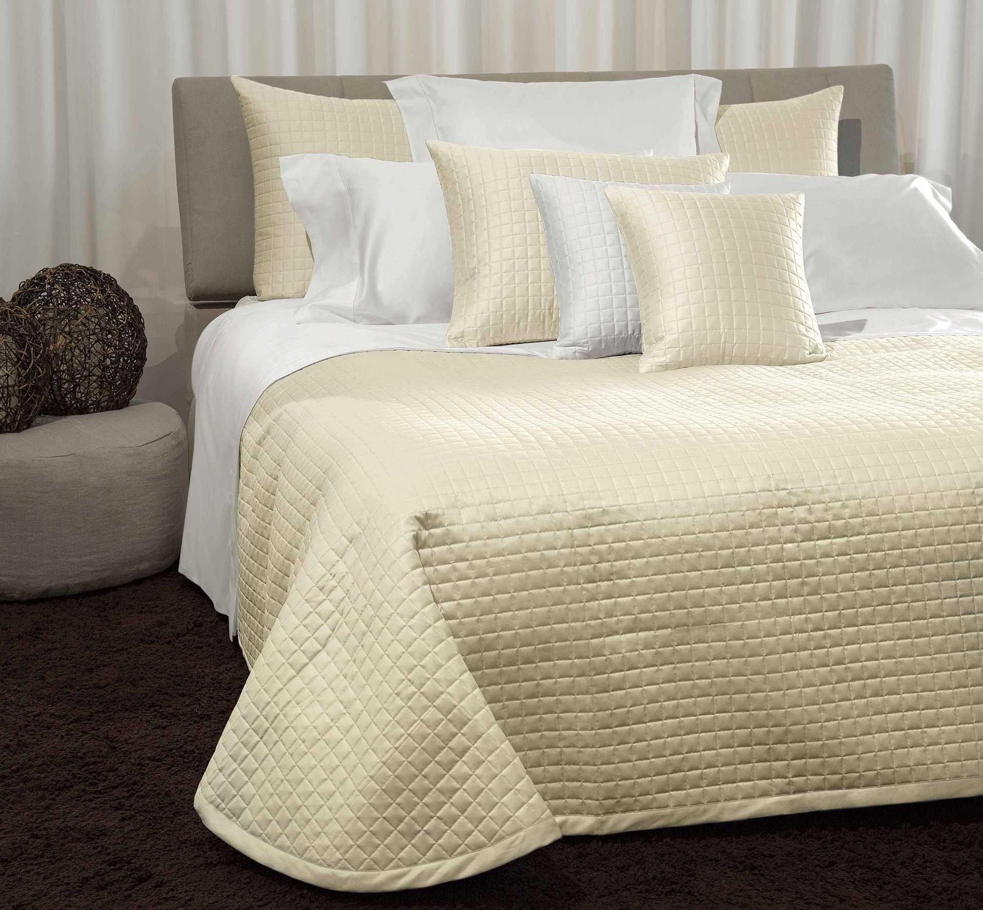 Masaccio Quilted Decorative Pillow Sham