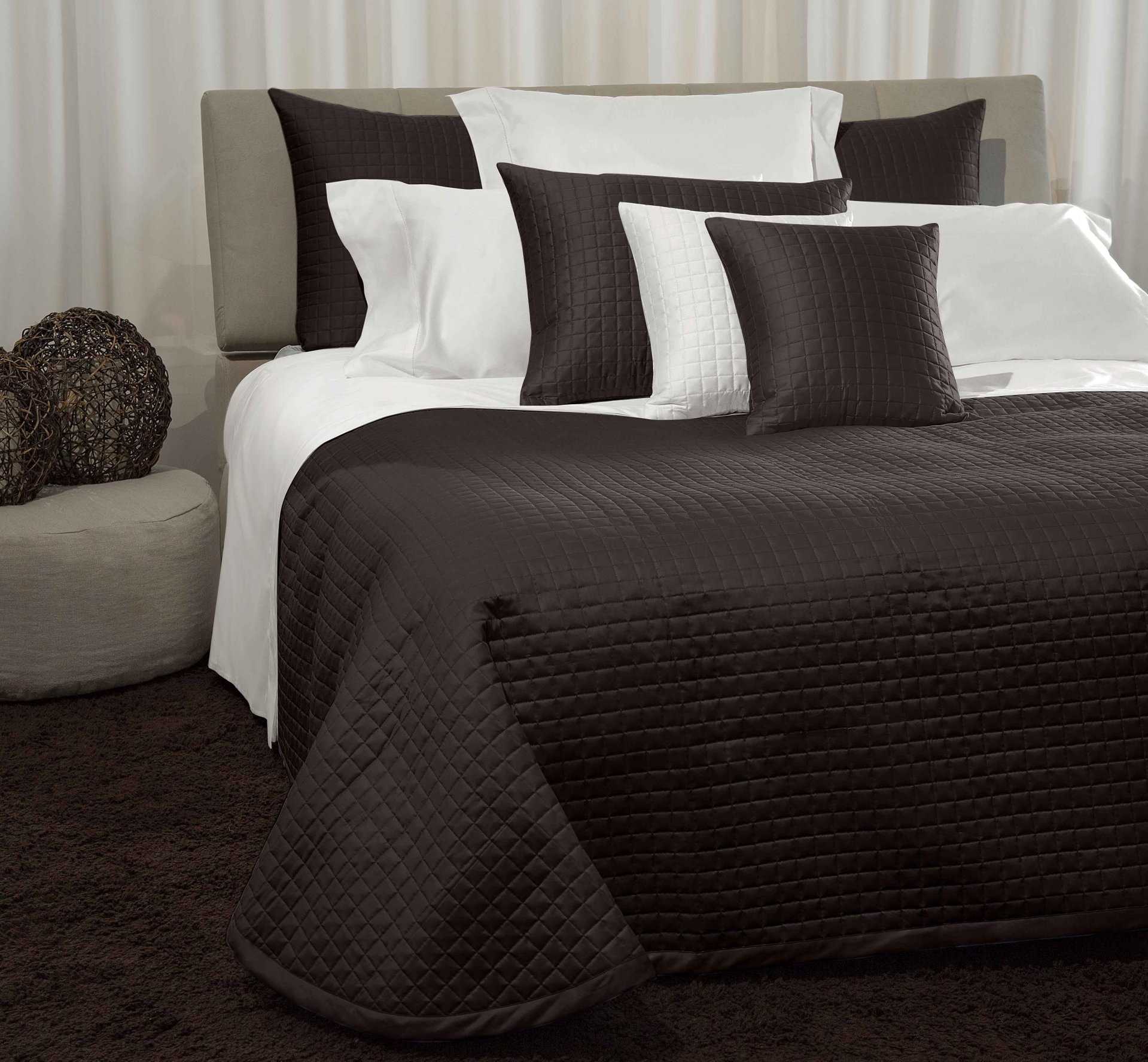 Masaccio Quilted Decorative Pillow Sham