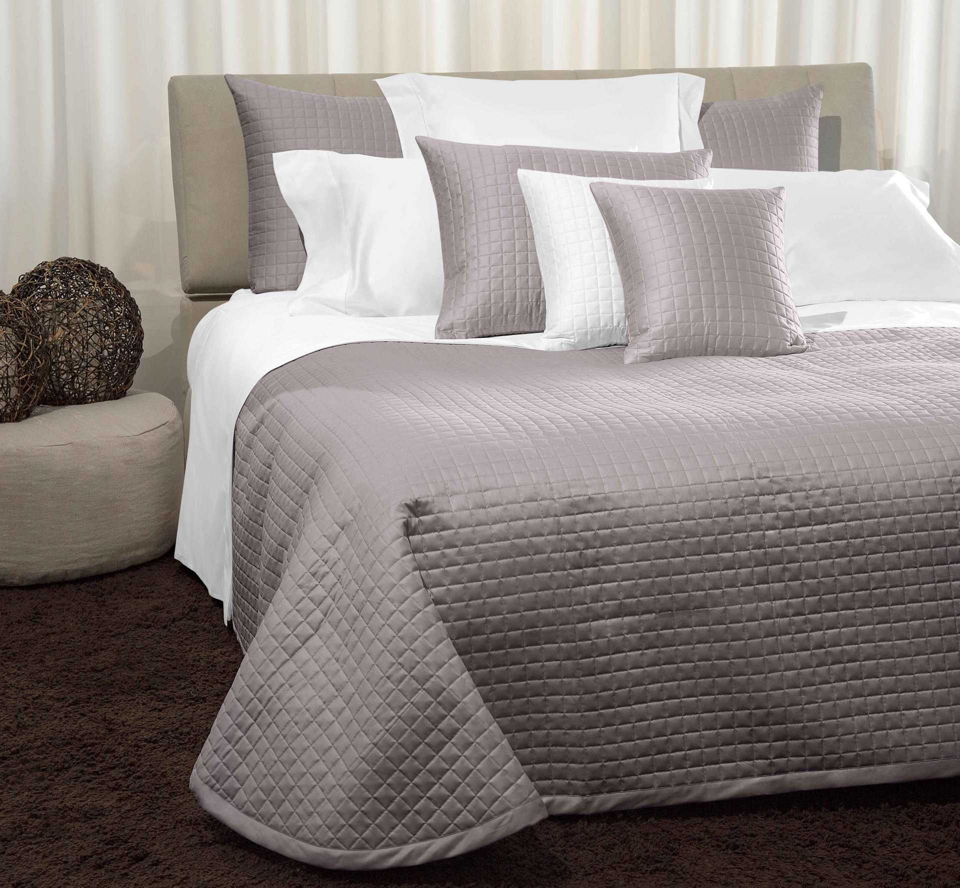 Masaccio Quilted Decorative Pillow Sham