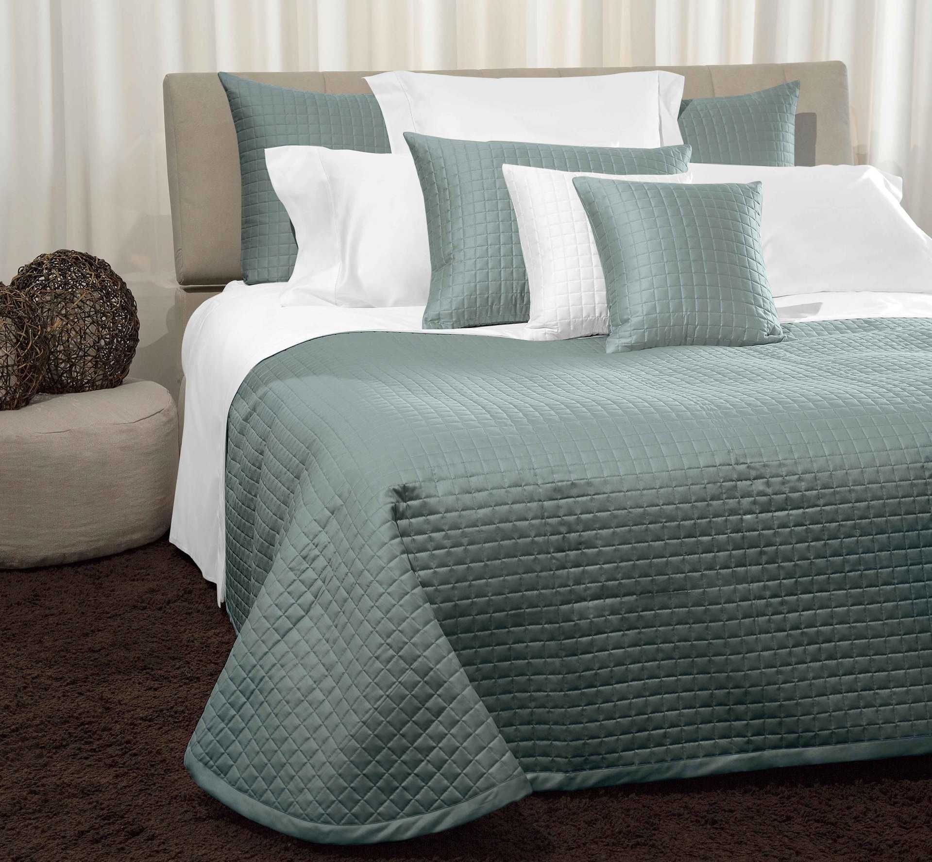 Masaccio Quilted Decorative Pillow Sham