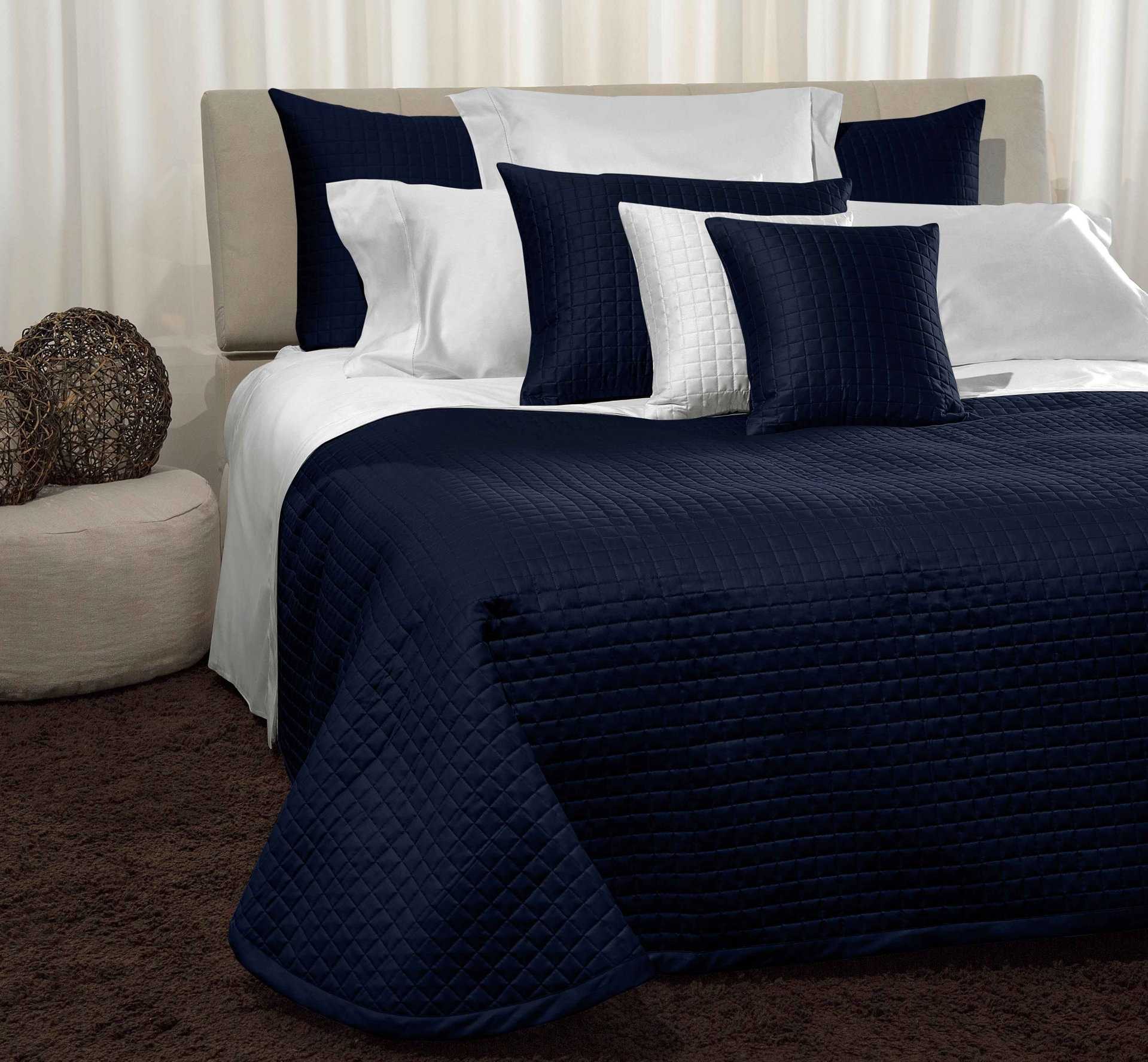 Masaccio Quilted Decorative Pillow Sham