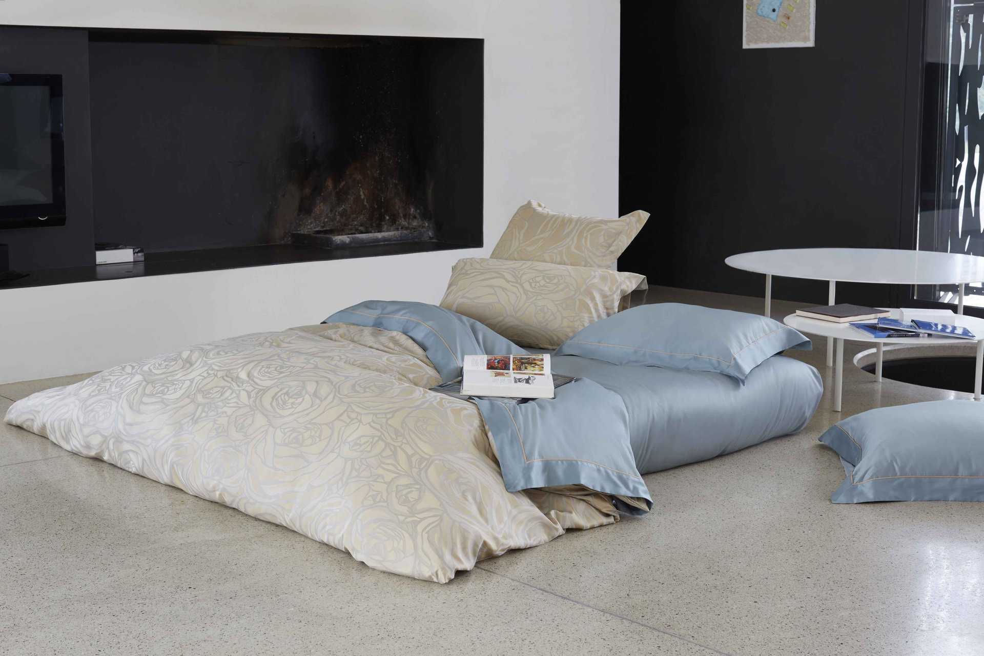 Roseto Duvet Cover