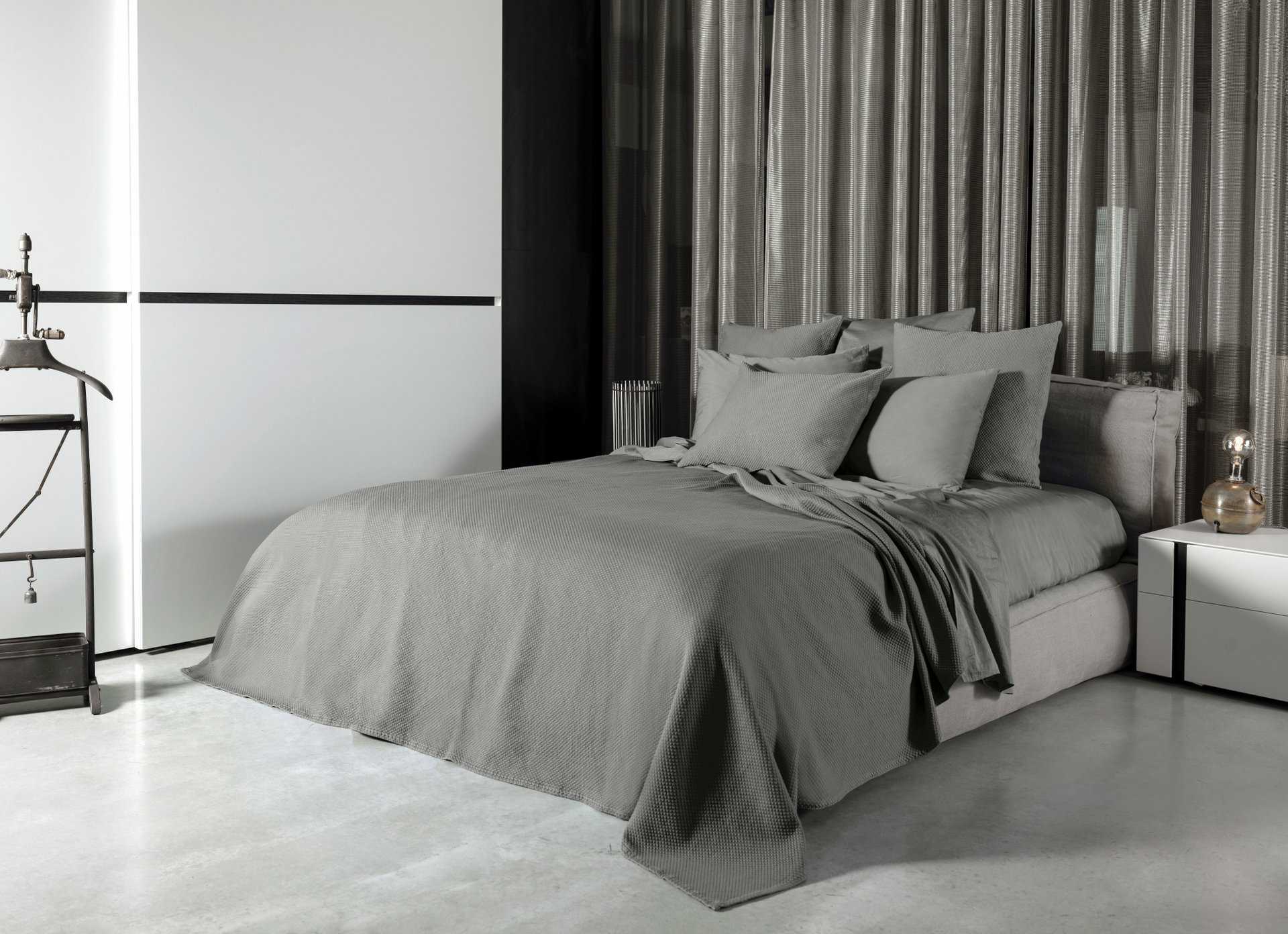 Olivia Decorative Pillow Sham