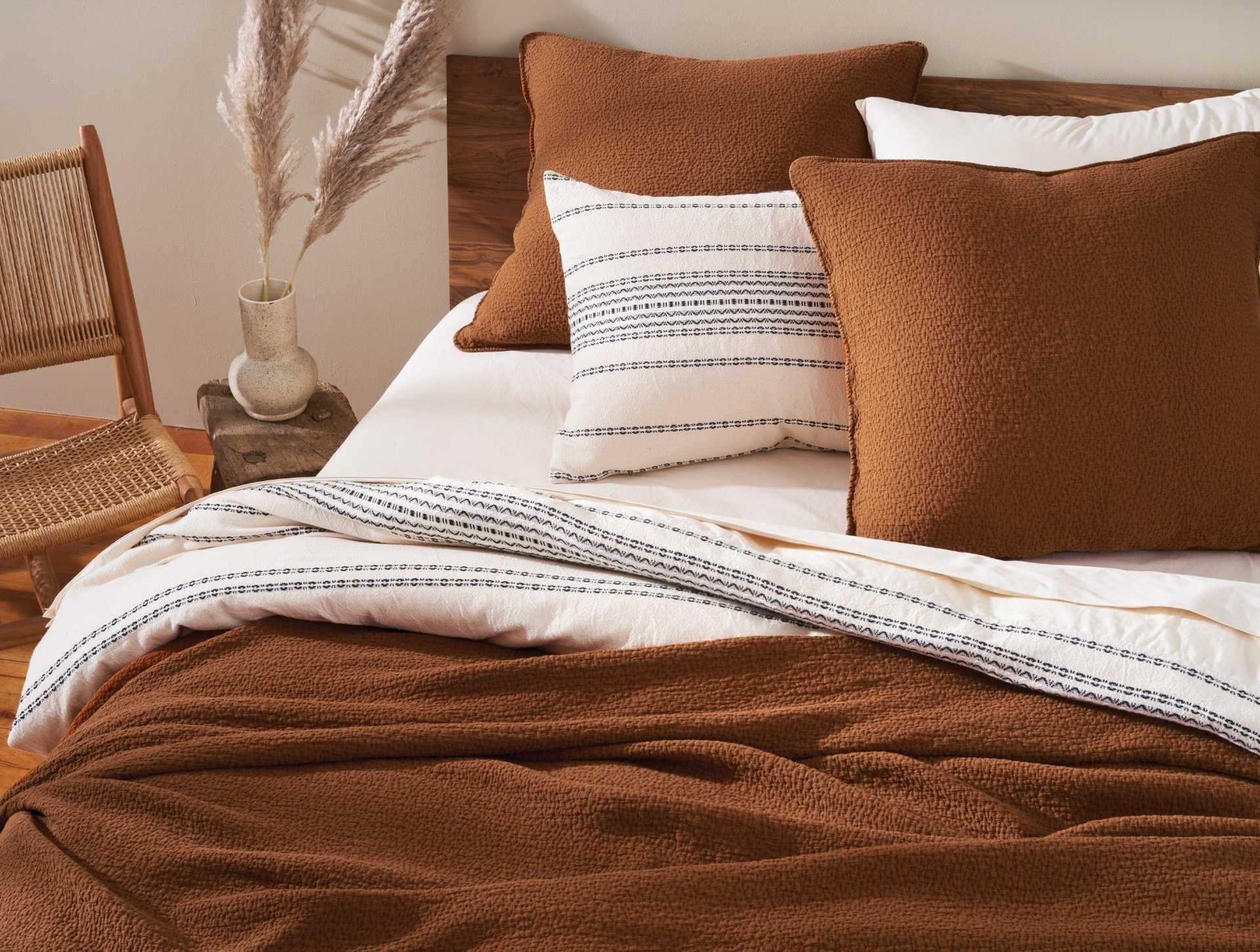 Rippled Stripe Organic Duvet Cover | Ivory w/Black