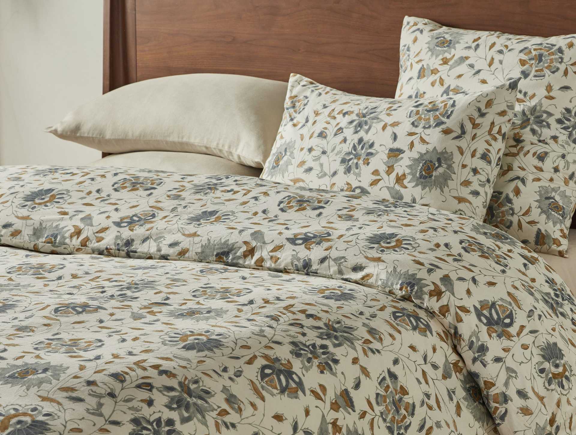 Coyuchi + Rejuvenation Flora Organic Print Duvet Cover | Undyed w/Lagoon