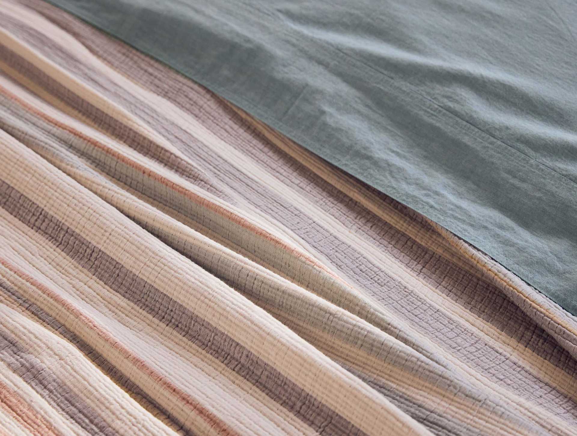 Topanga Organic Matelasse Throw | Sunset Stripe
