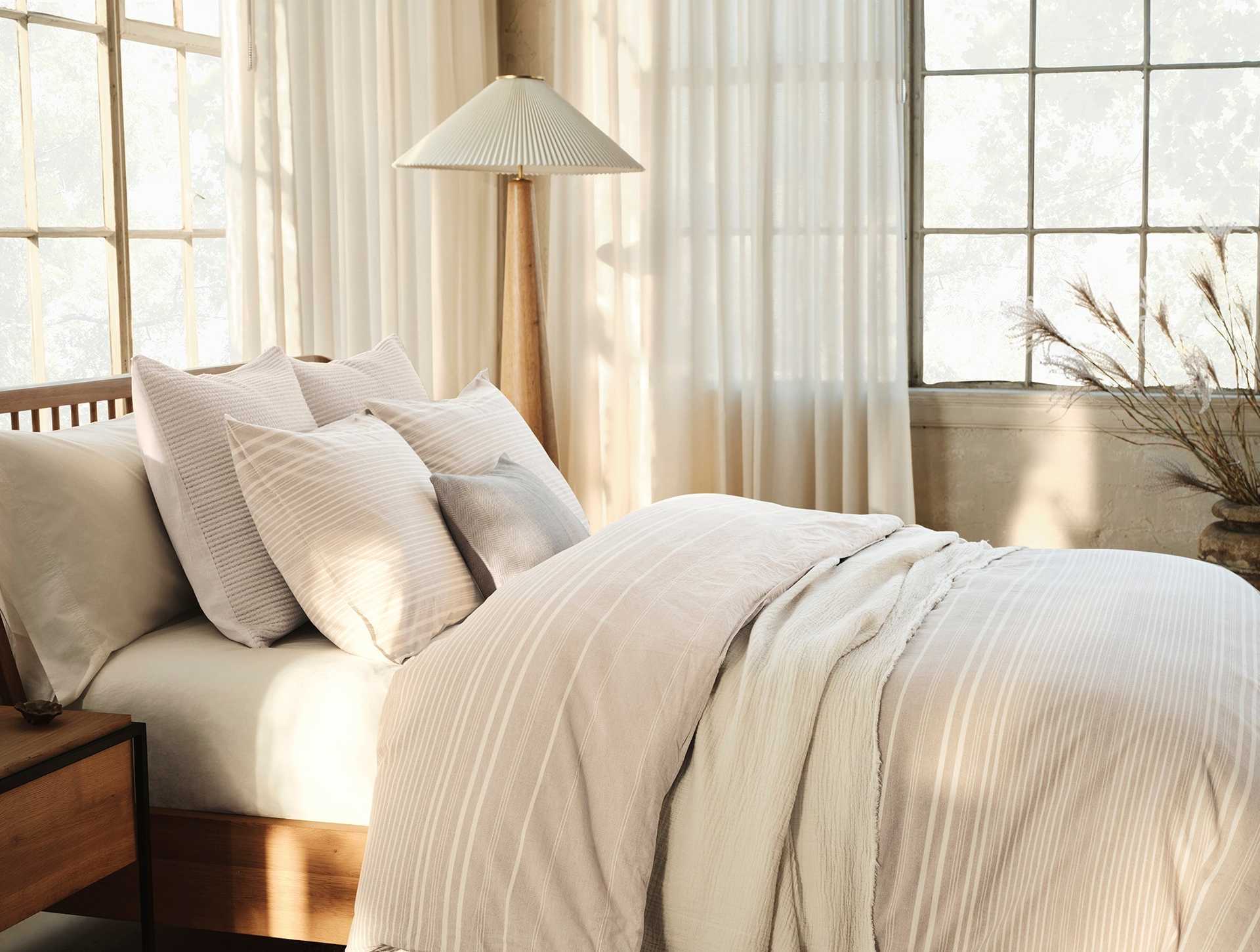 Little Sur Stripe Organic Duvet Set - Coyuchi | Doe Chambray