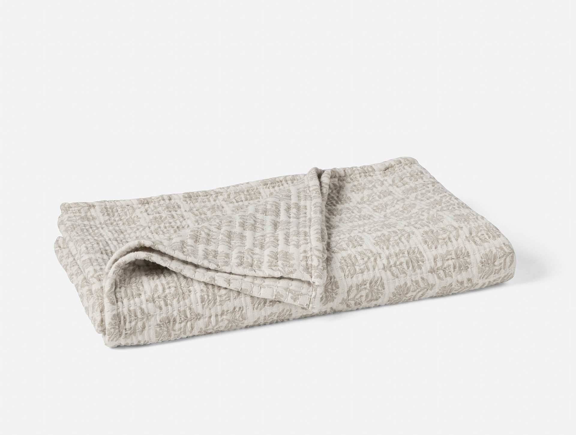 Mirada Organic Matelasse Throw