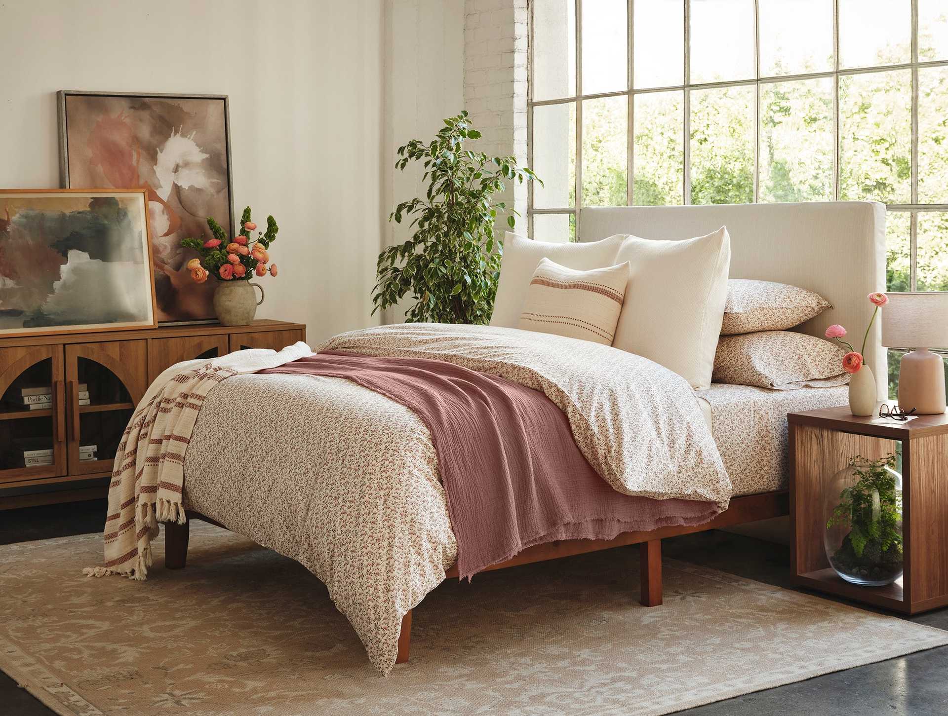 Topanga Organic Matelasse Coverlet