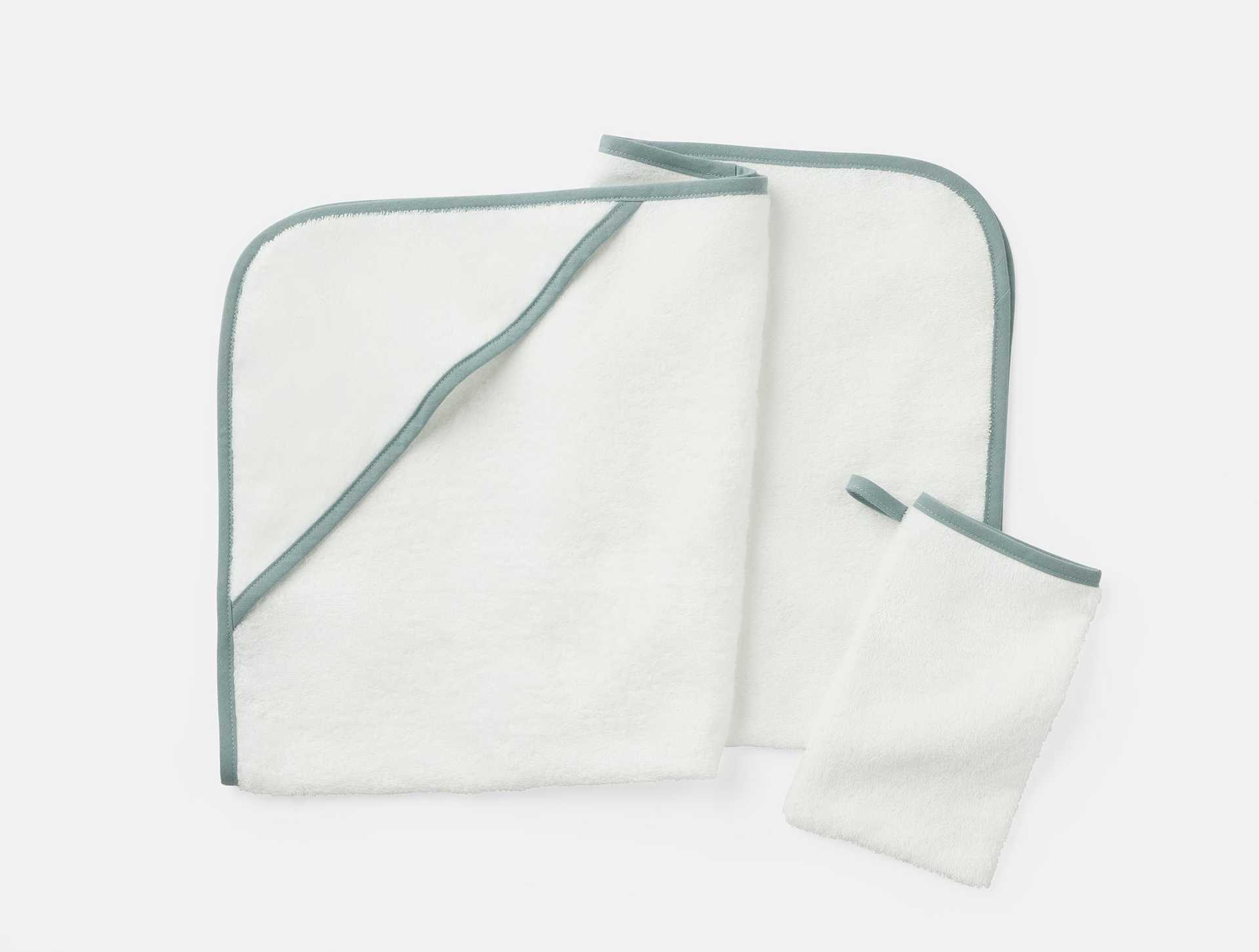 Cloud Loom&trade; Organic Baby Hooded Towel and Bath Mitt Set