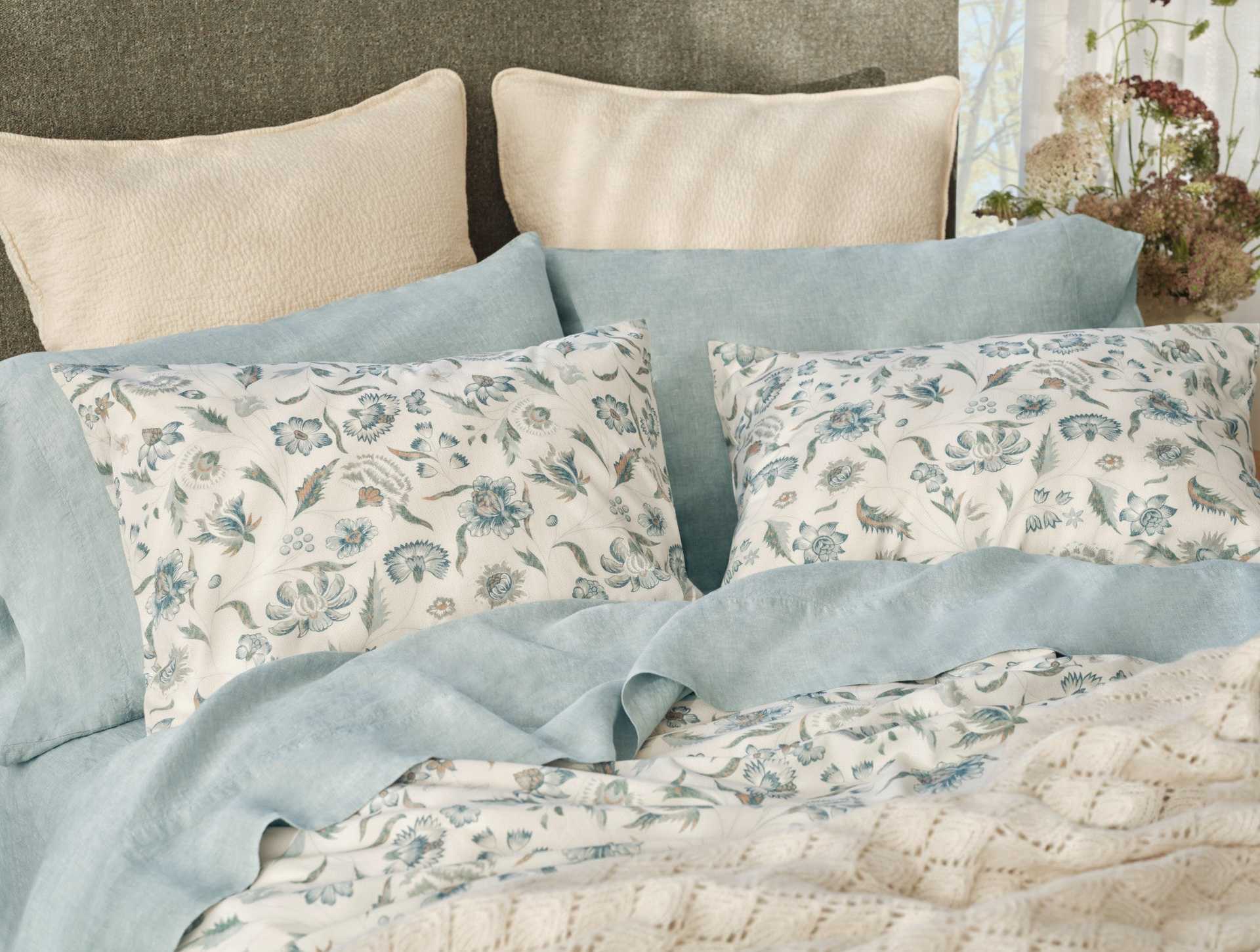 Viola Organic Print Sham
