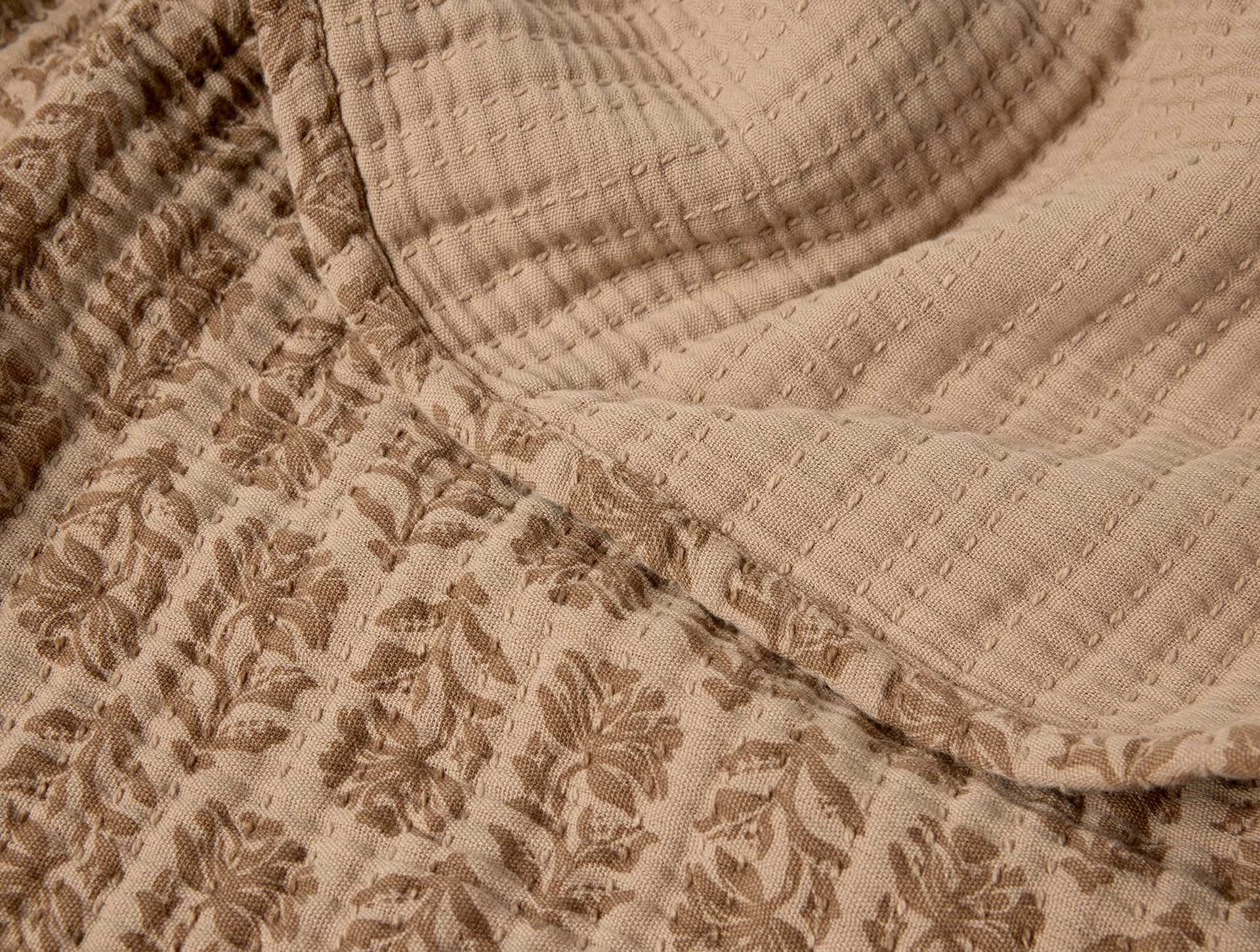 Mirada Organic Matelasse Coverlet