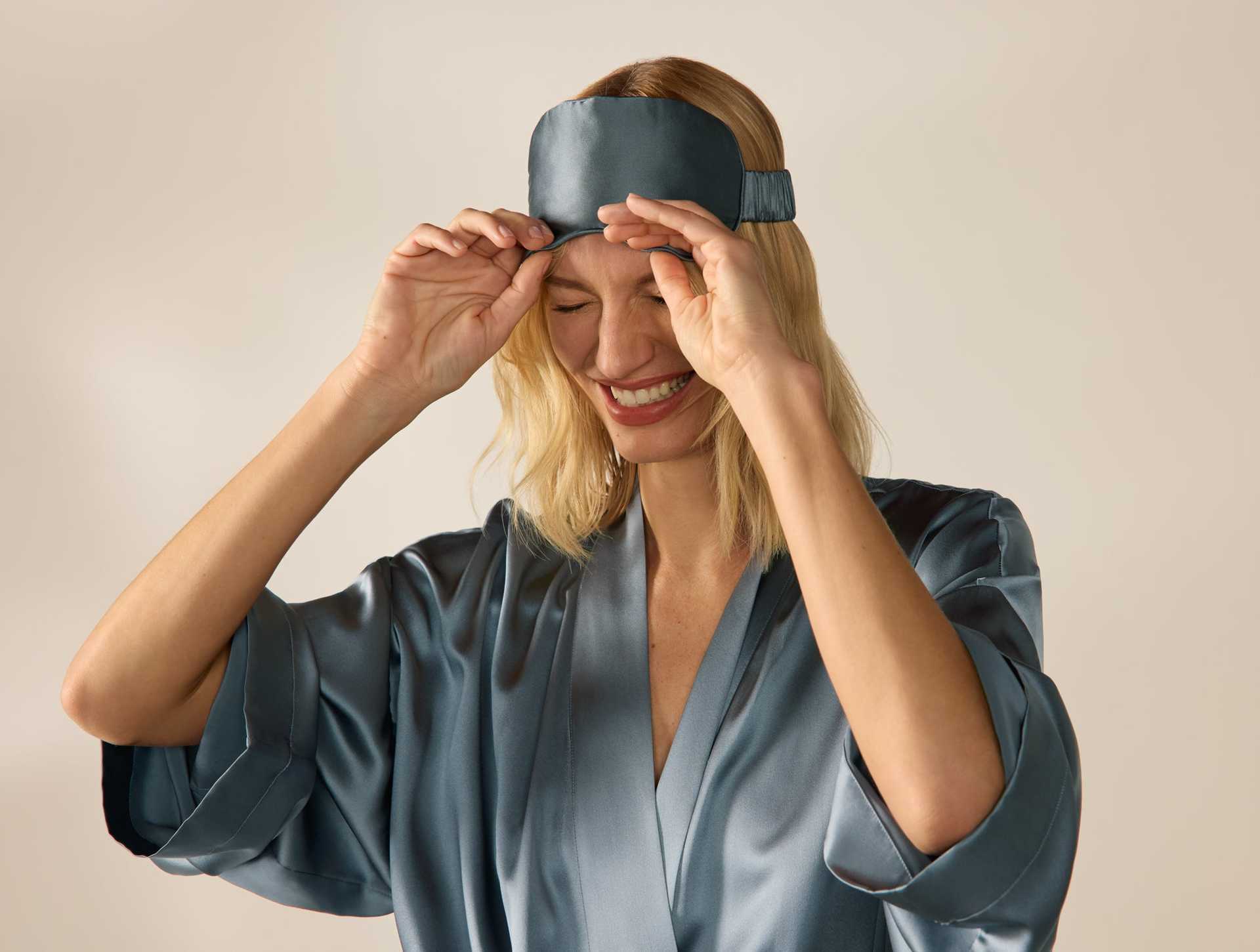 Selene Organic Silk Eye Mask