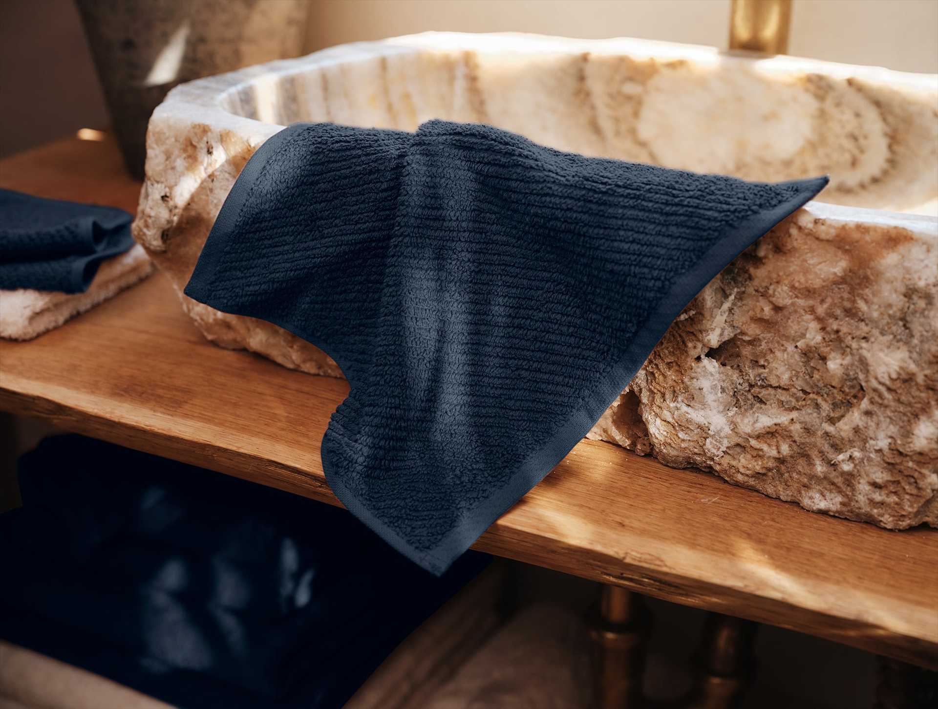 Air Weight&reg; Organic Towels