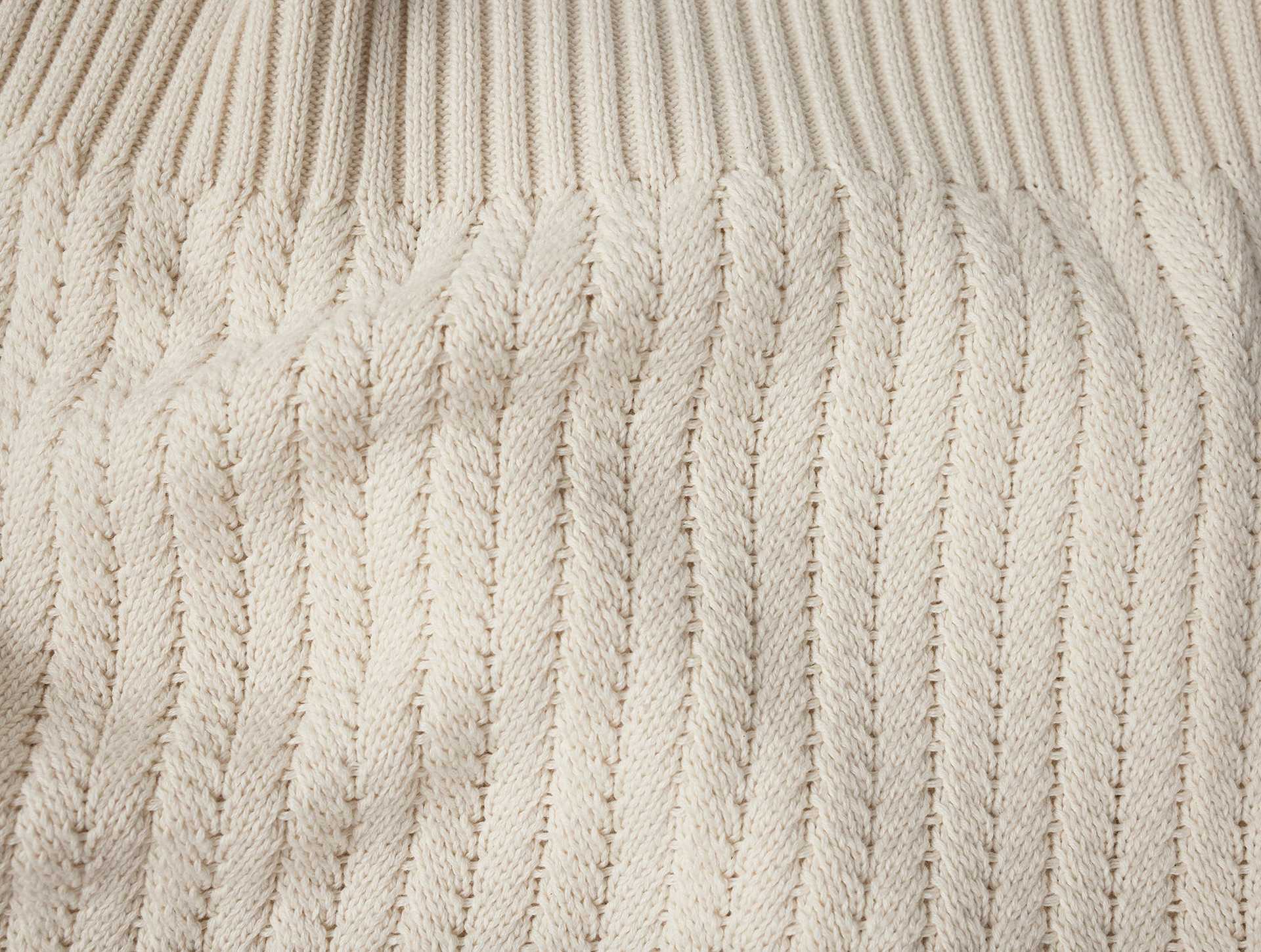 Casa Loma Organic Knit Throw