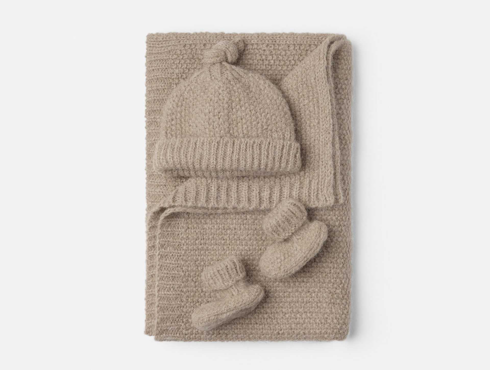 Semilla Suri Alpaca Knit Baby Gift Set