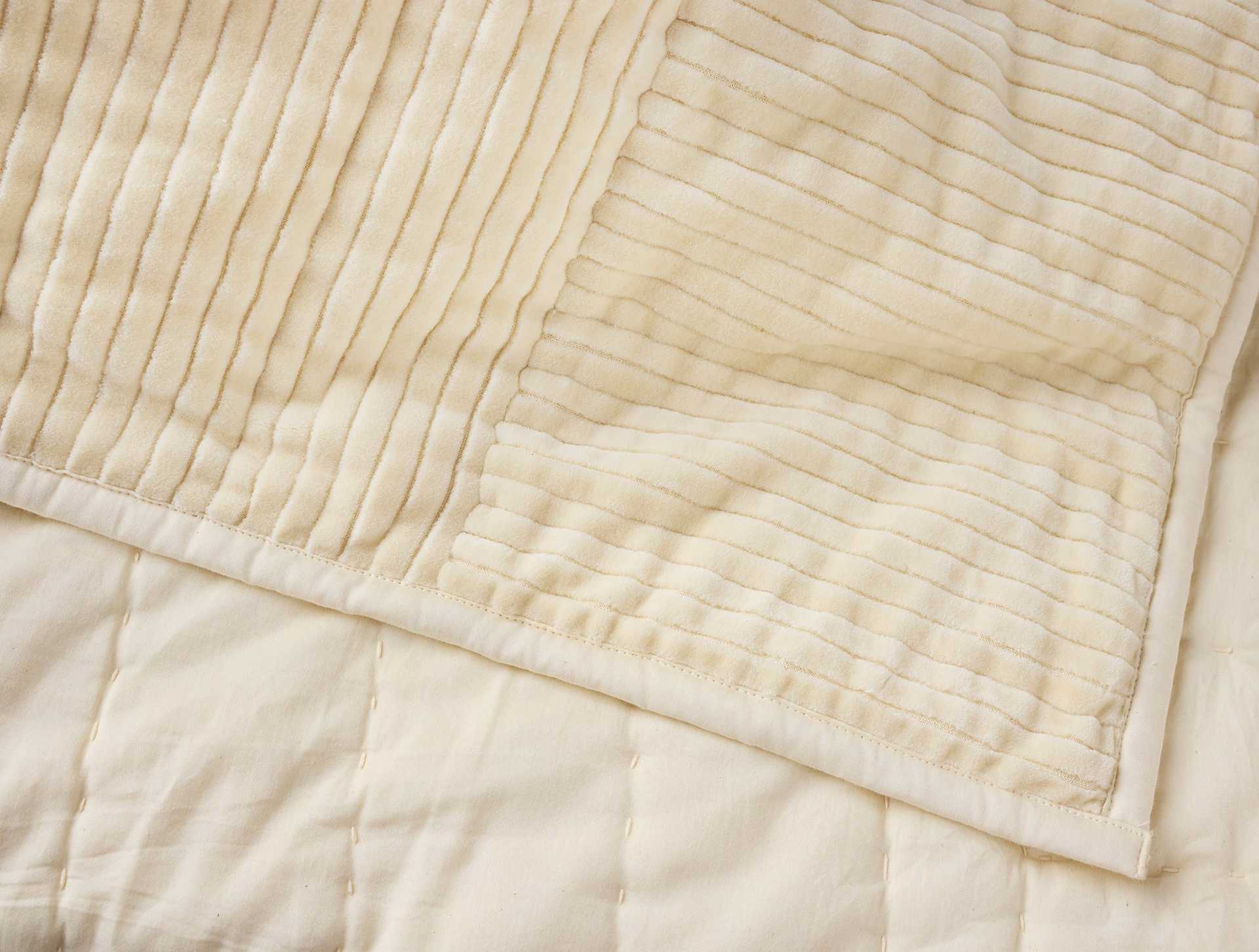 Velvet Ridge Organic Quilt