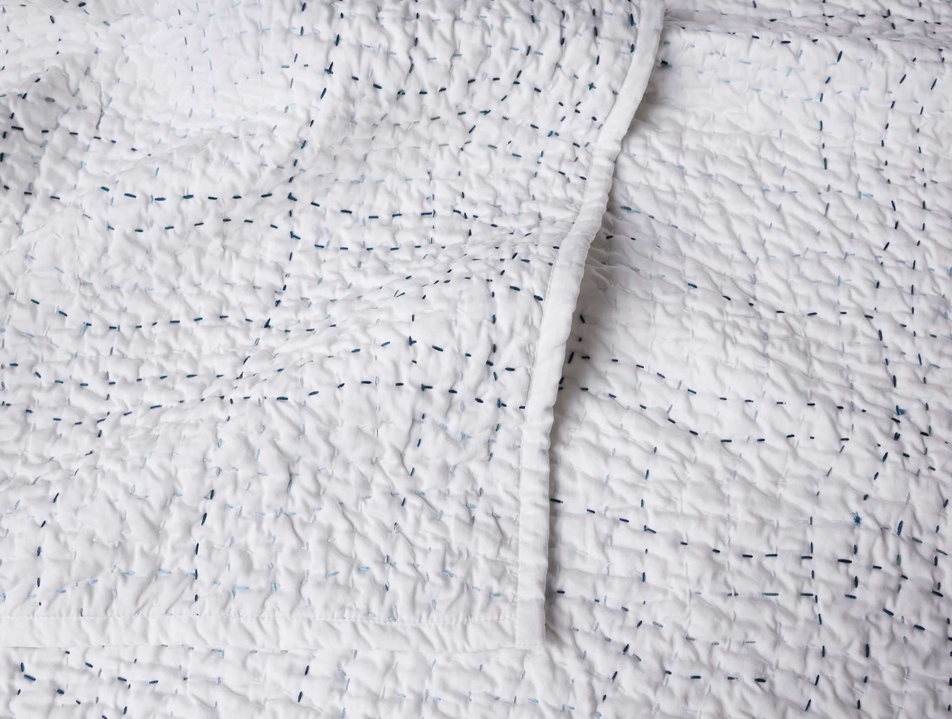 Pebbled Handstitched Organic Toddler Quilt
