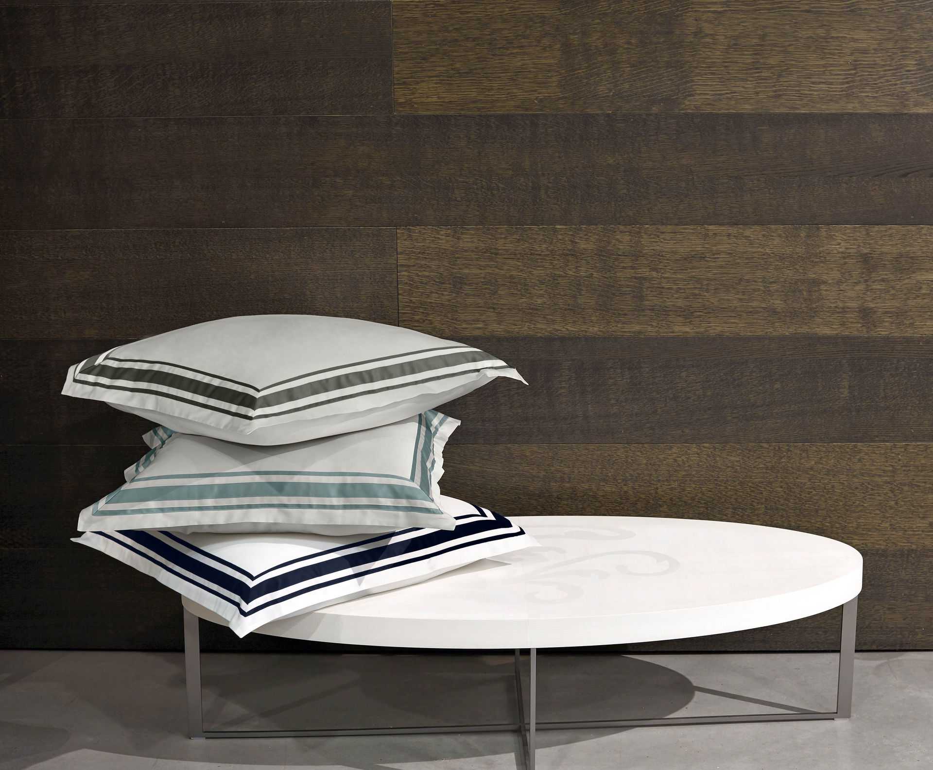 Tivoli Reverse-Color Sham