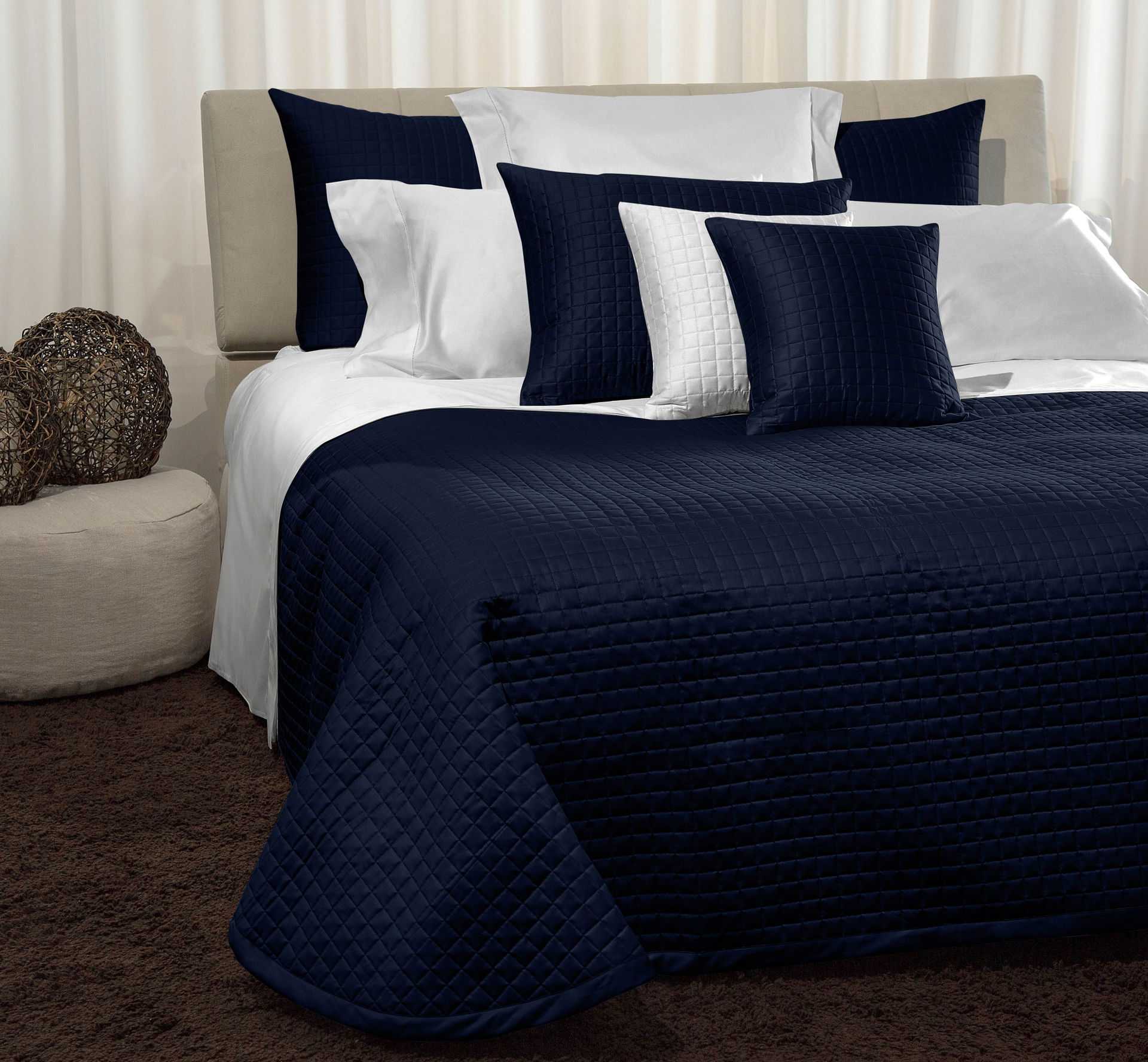 Masaccio Quilted Coverlet