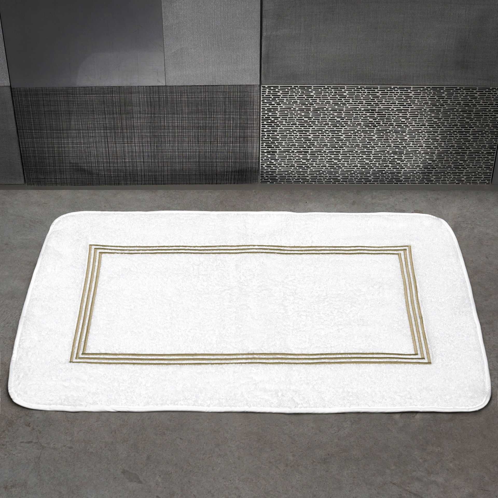 Platinum Luxury Bath Mat