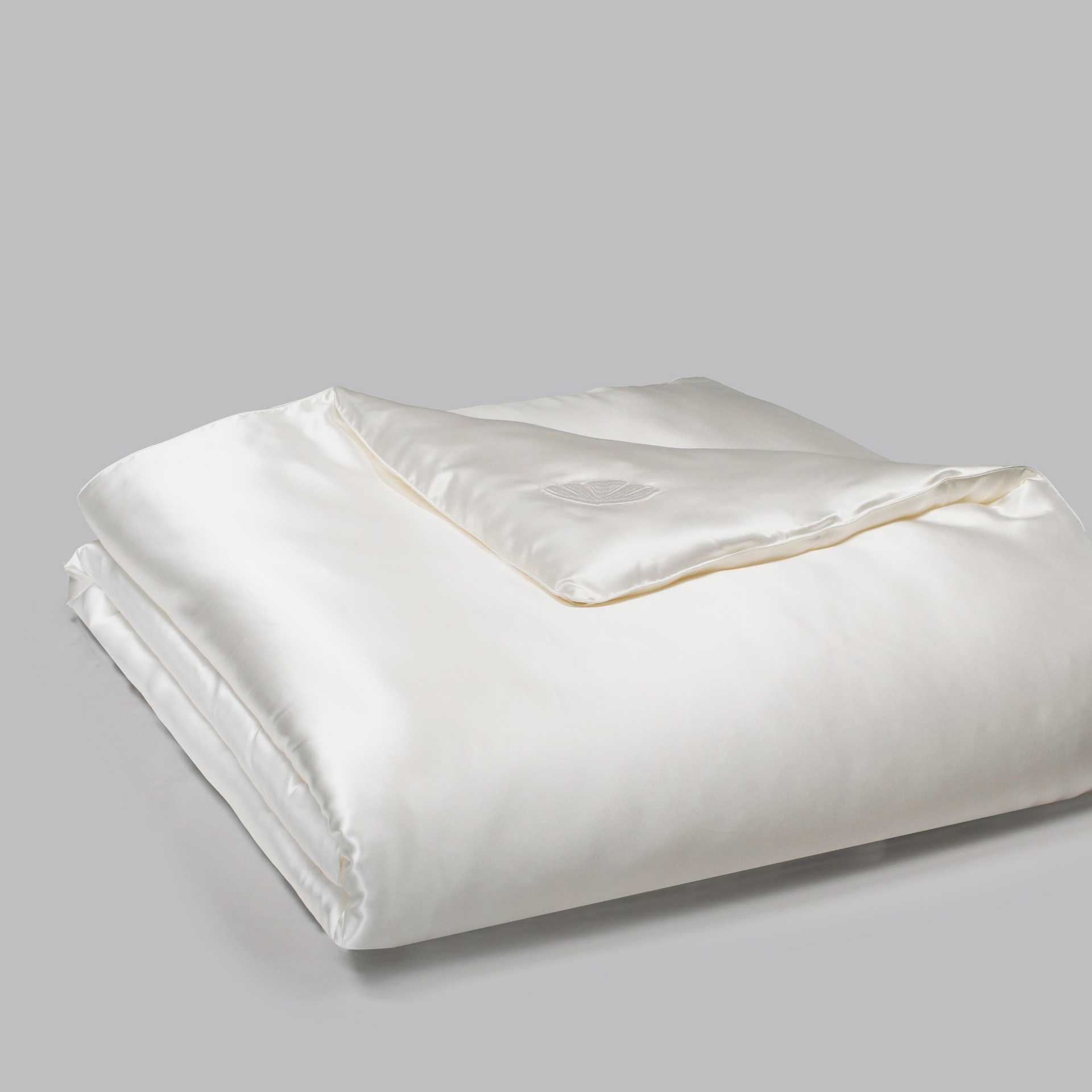 All Season Silk Filled Comforter with Silk Shell