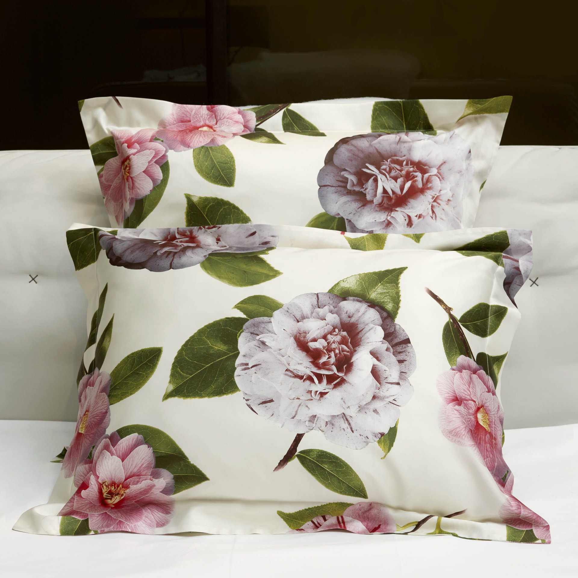 Camelia Sham