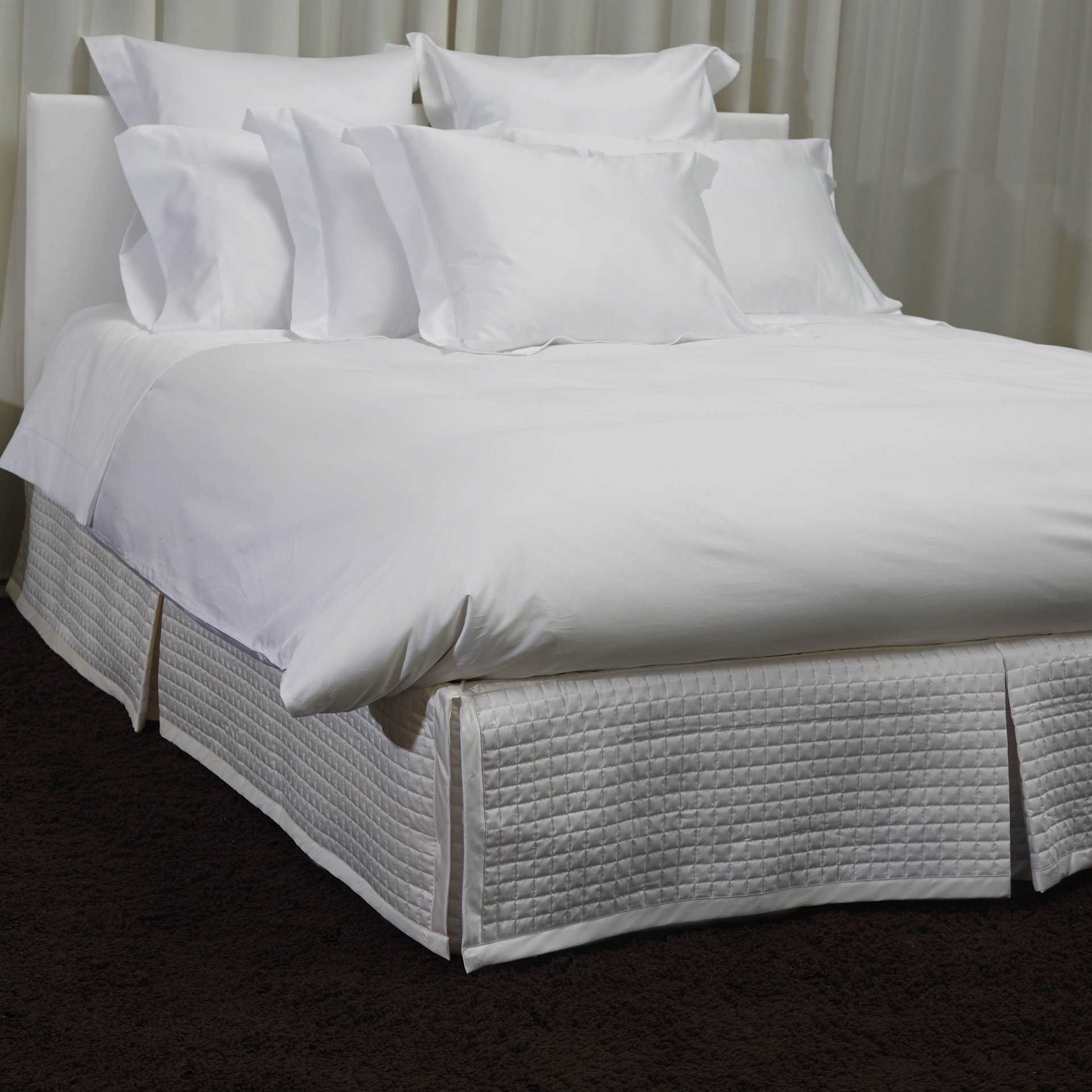 Masaccio Bed Skirt
