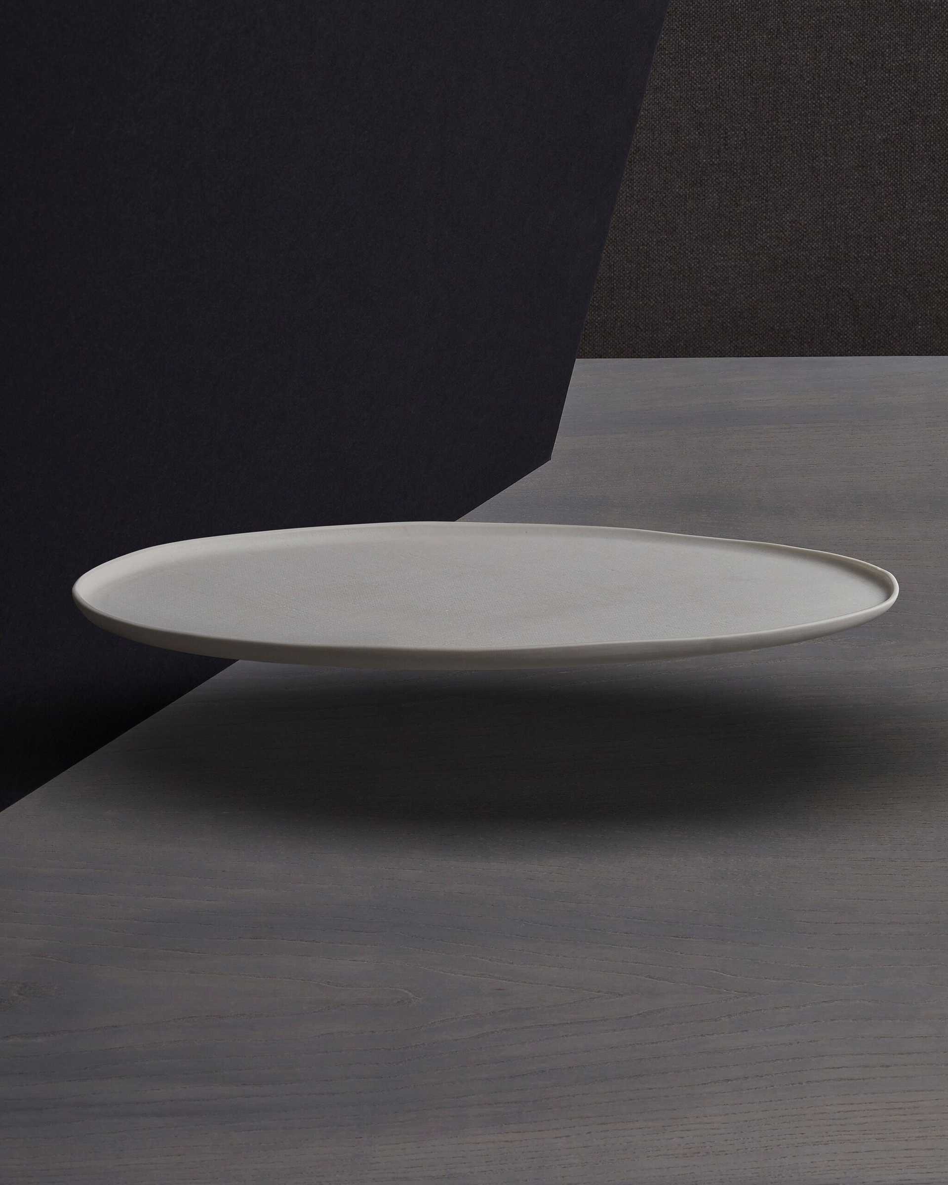 Buto Cake Plate - Image 3