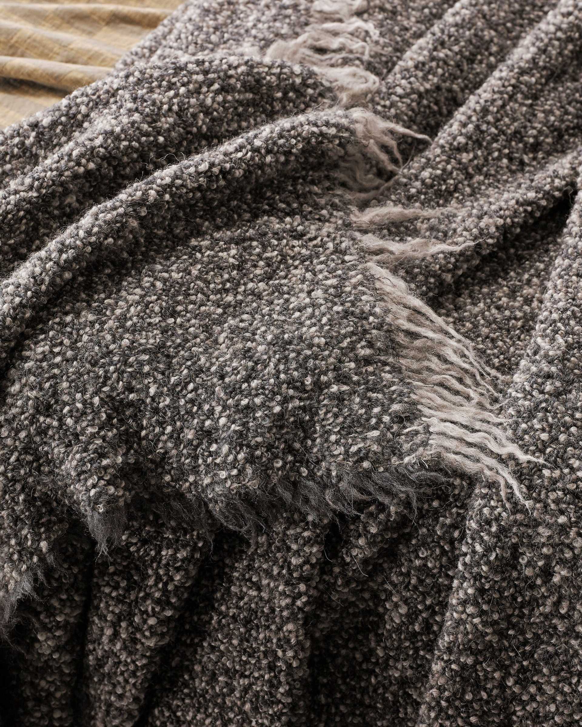 Multi Throw - Image 10