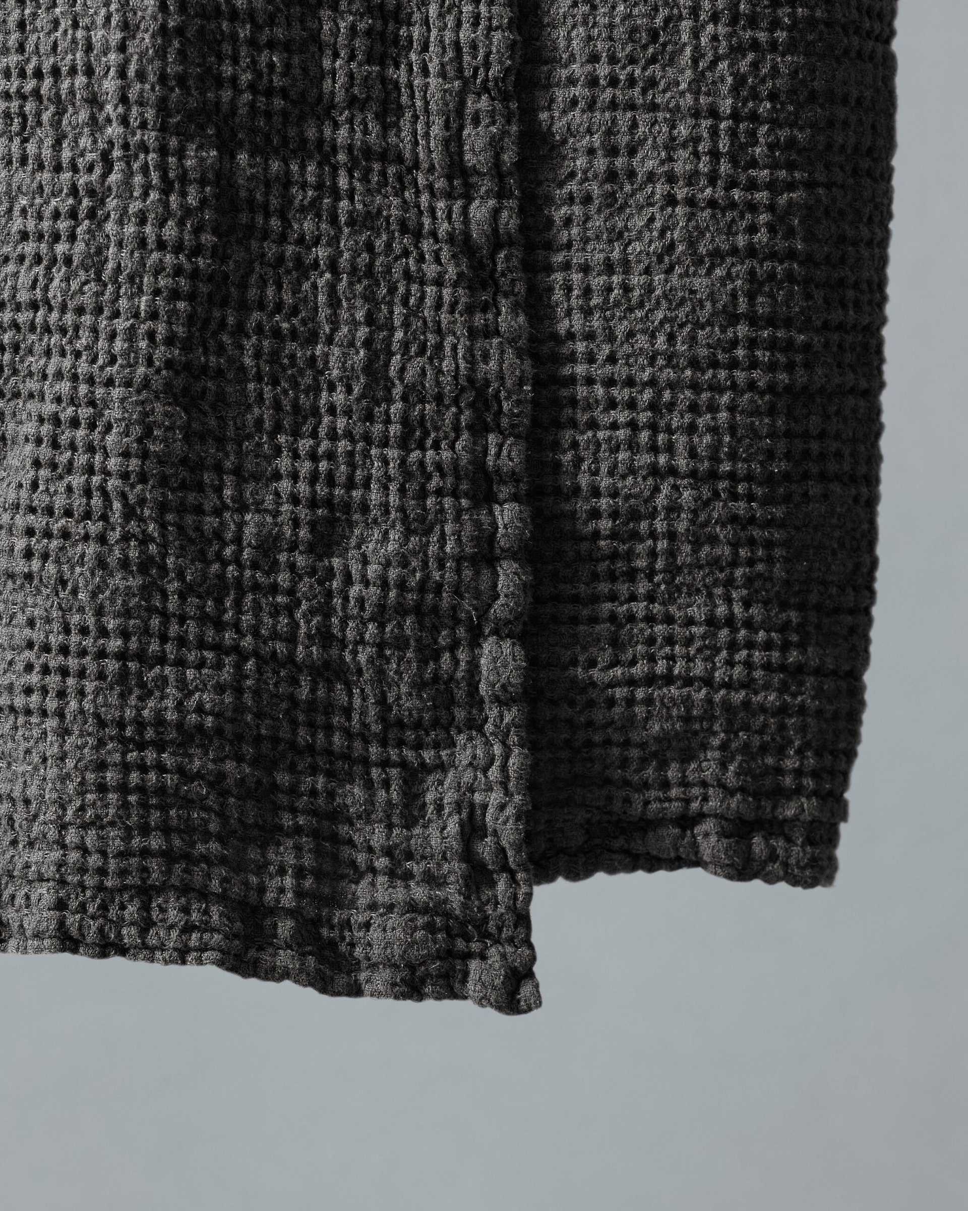 Lipe New Bath Towel - Image 9