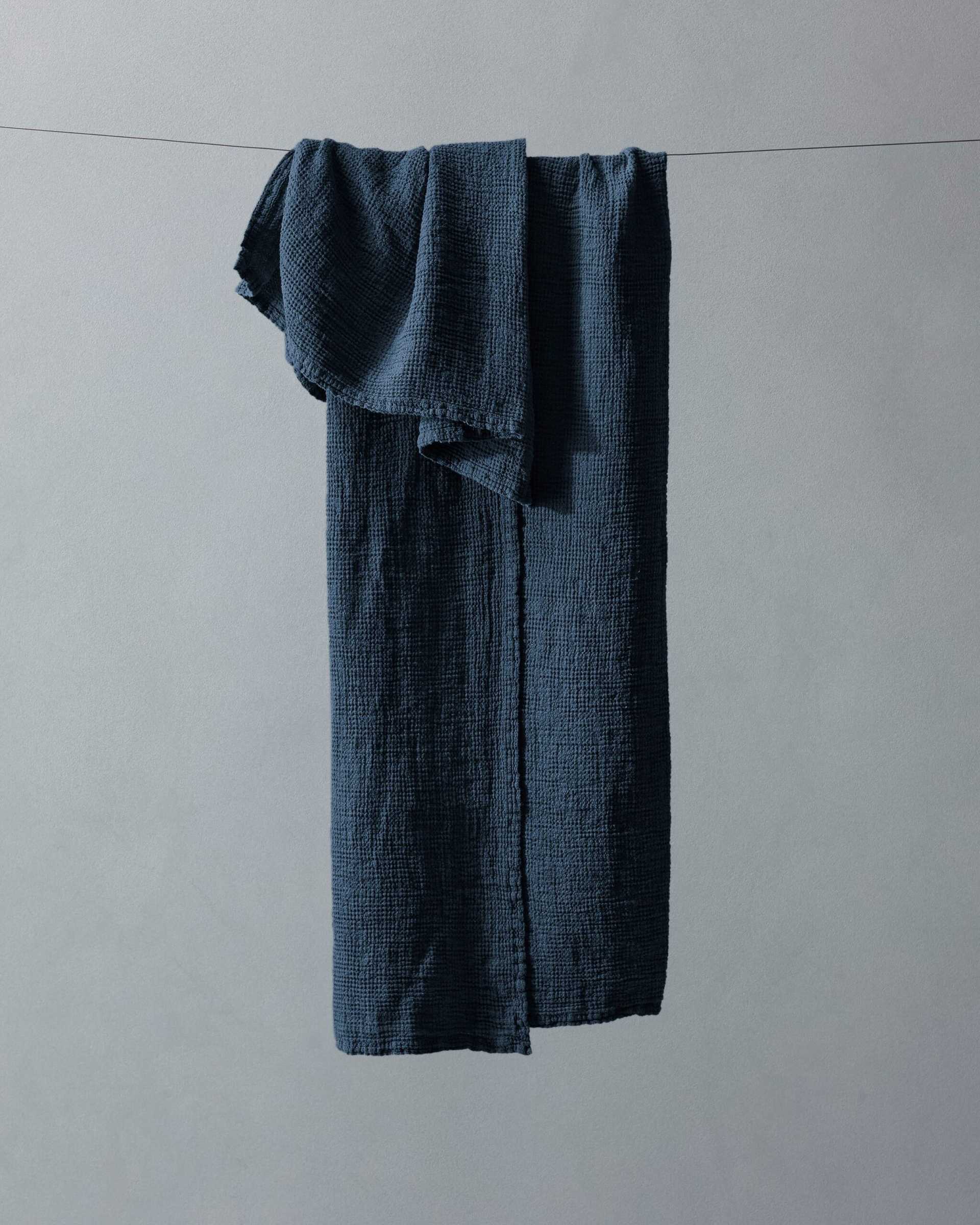Lipe New Bath Towel - Image 6