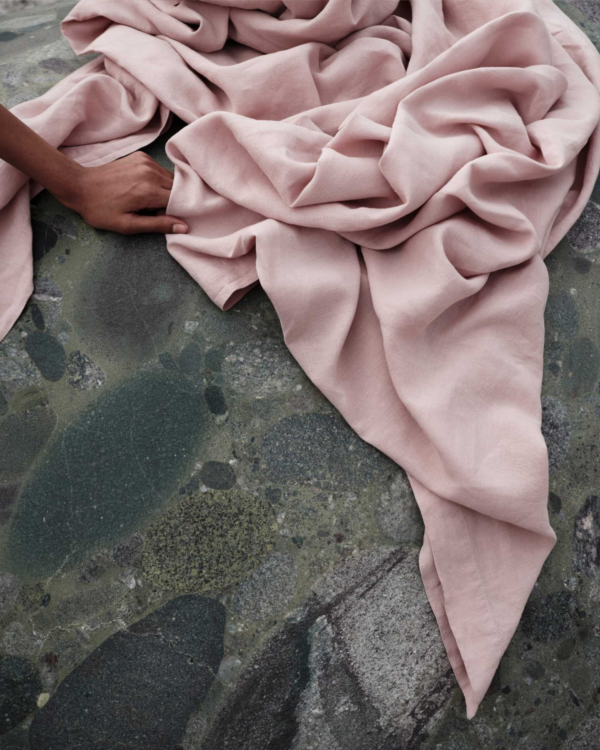 Rem Flat Sheet - Image 18