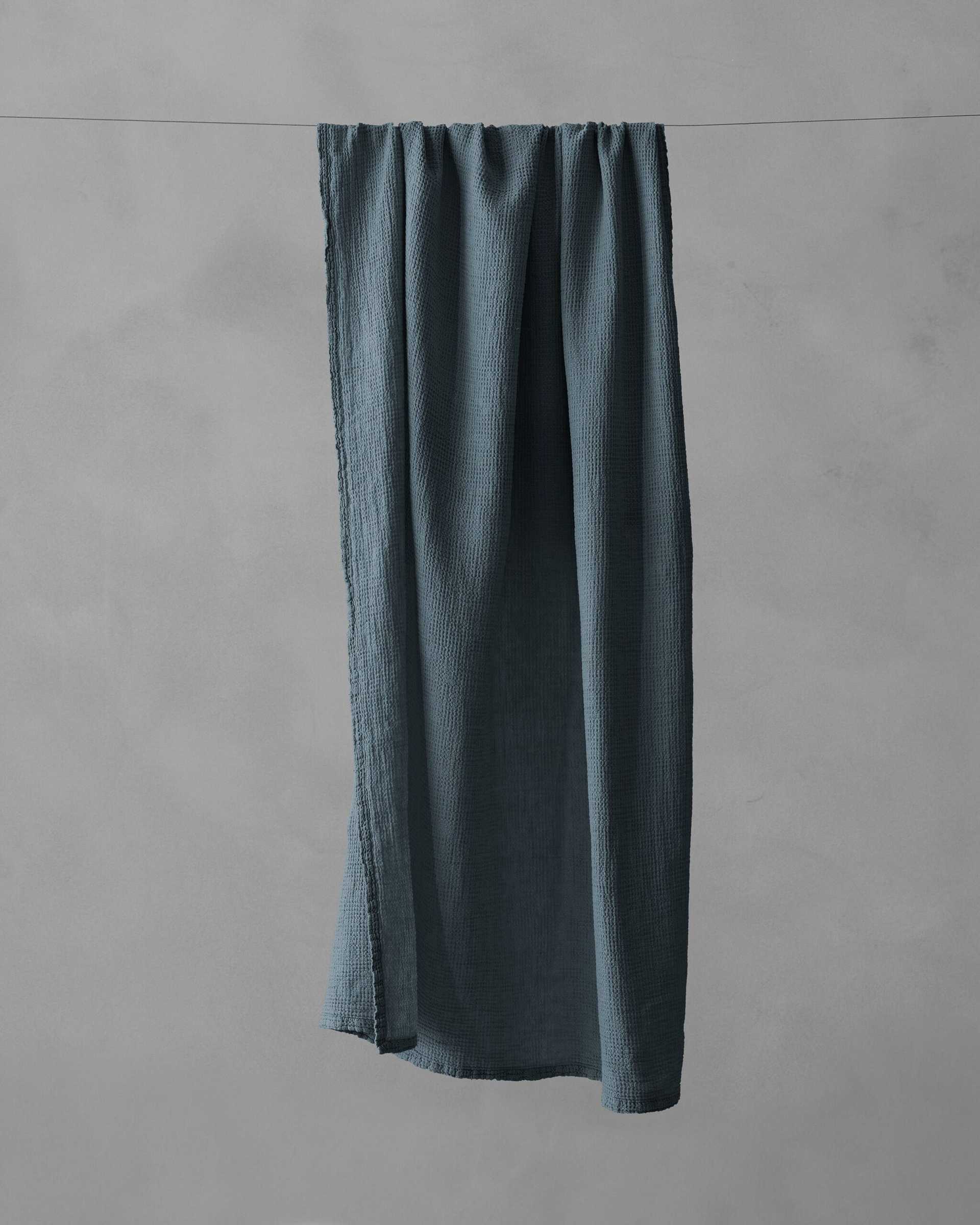 Lipe New Bath Towel - Image 18