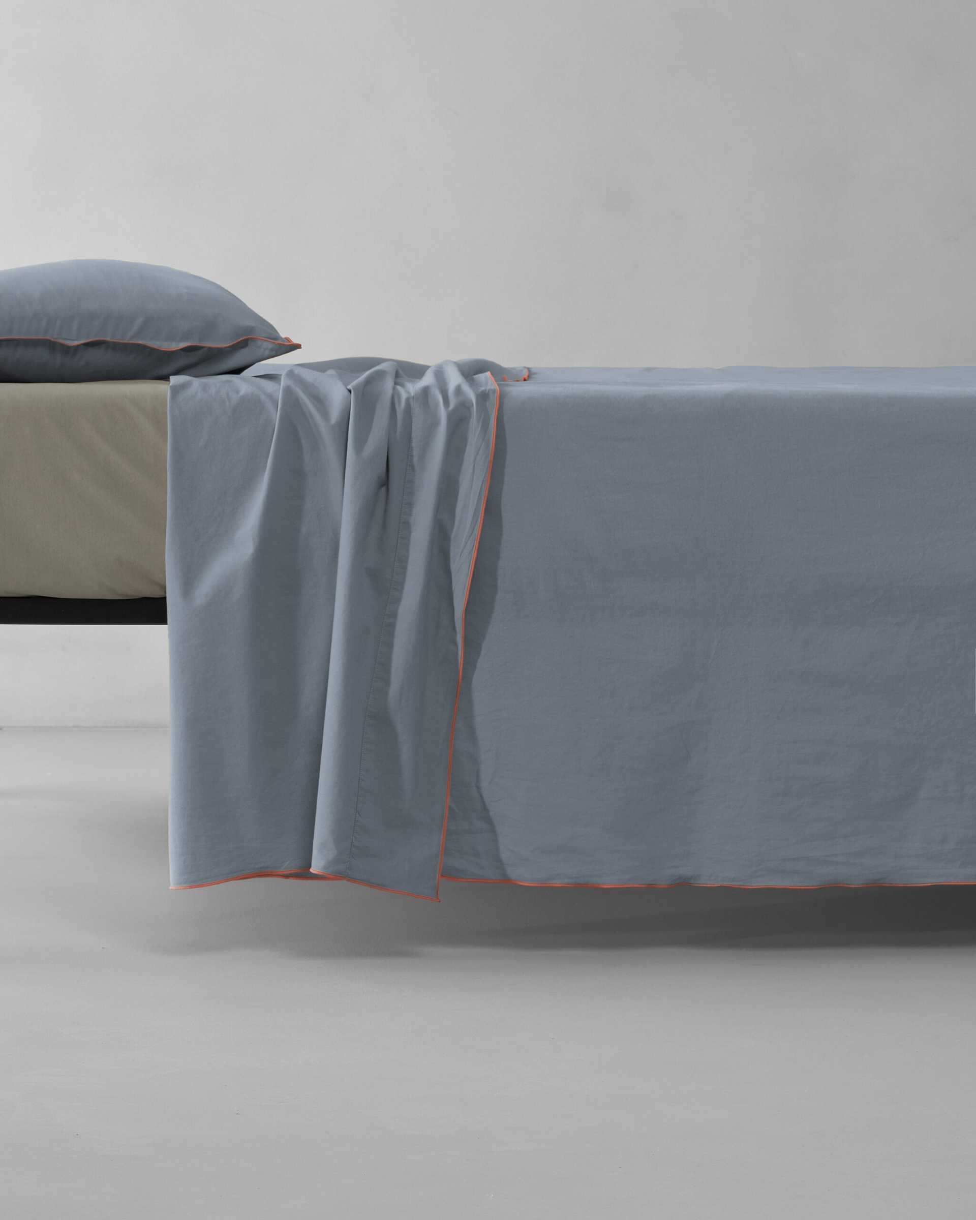 Over Bed Sheet - Image 5