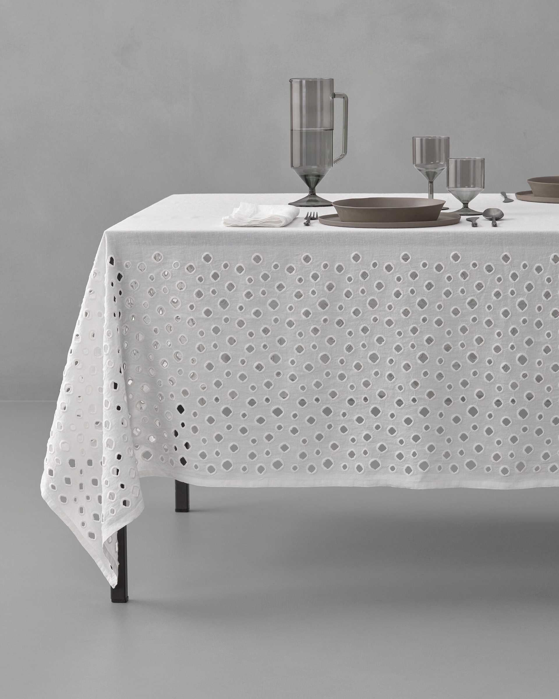 Ols Table Cloth