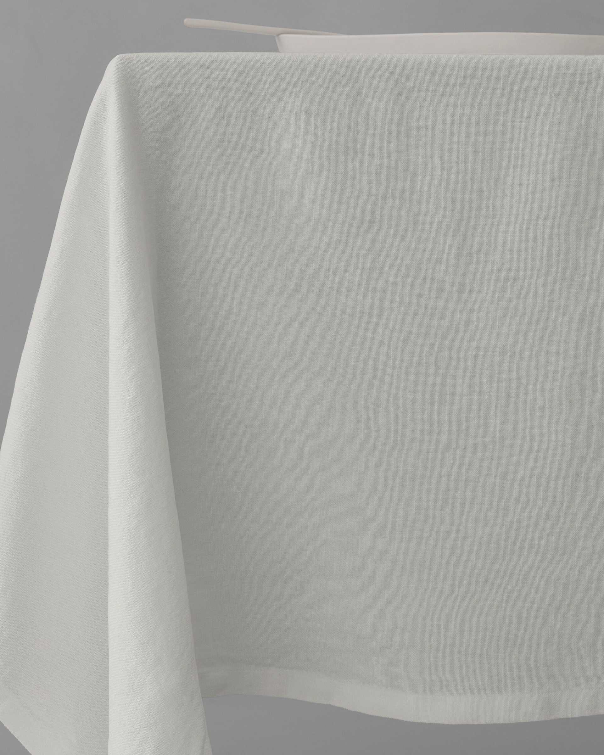 Bon Tablecloth