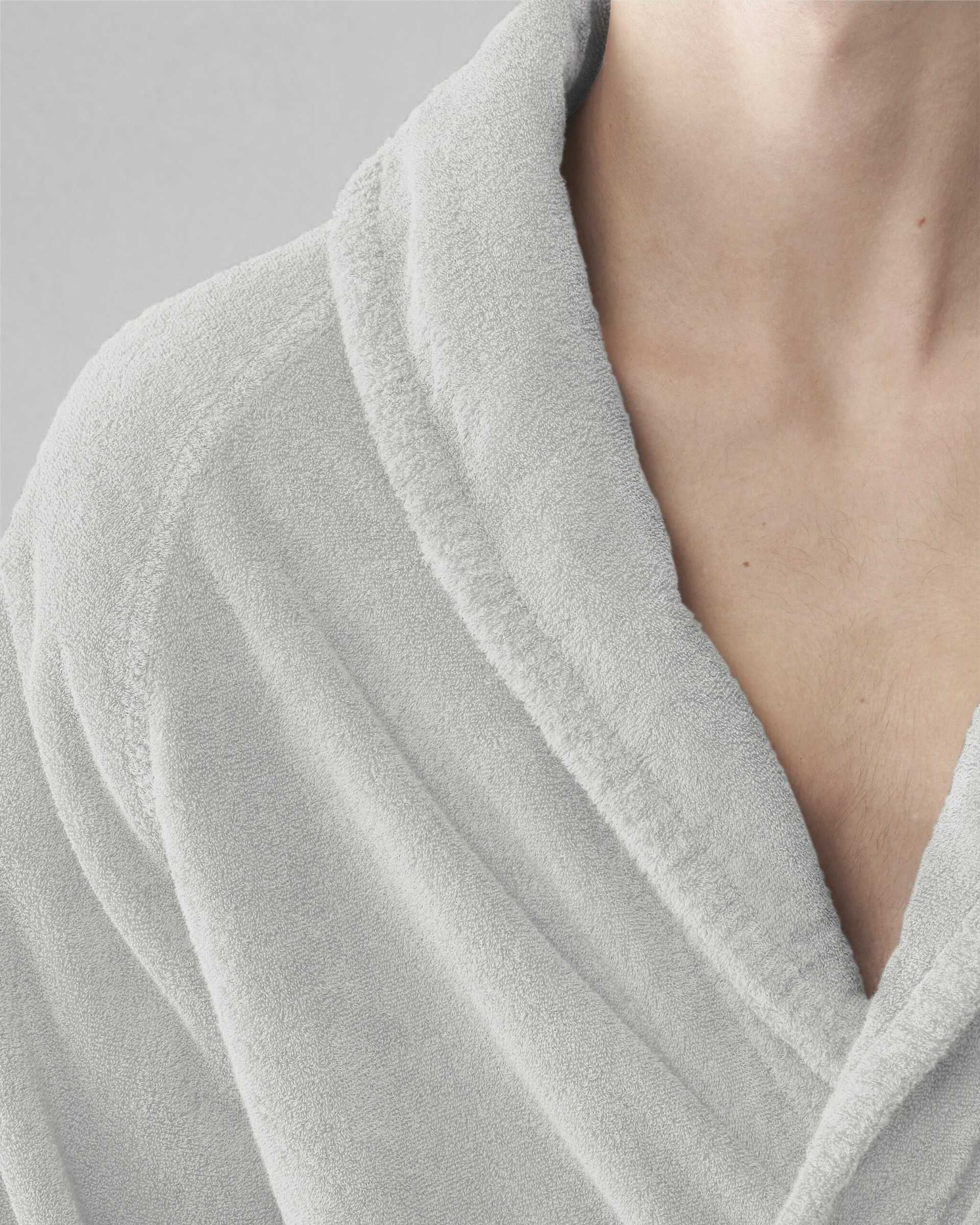 Crisp Bathrobe