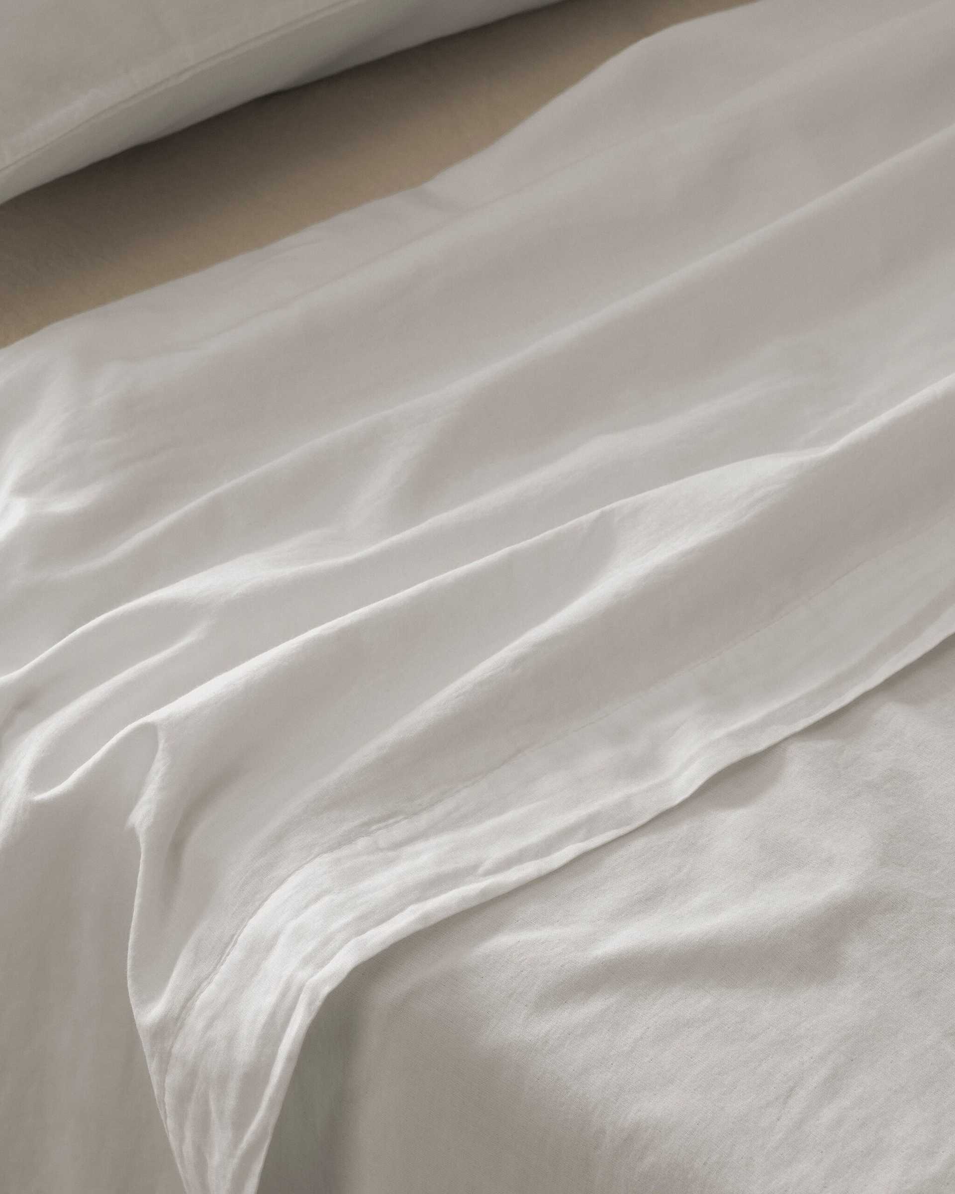 Miro Plain Bed Sheet