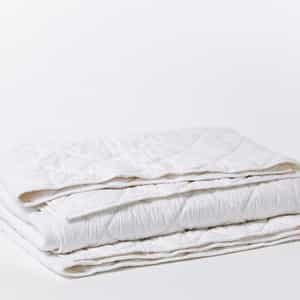 Diamond-Stitched Organic Cotton Comforter
